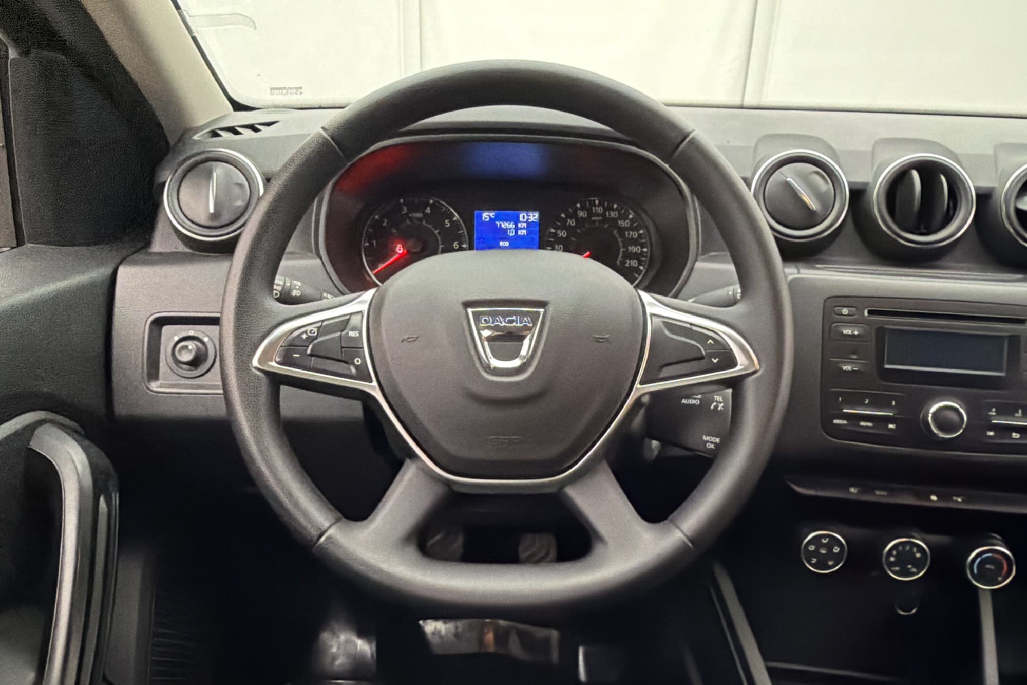 Dacia Duster 1.3 TCe 130hk Dragkrok Sensorer Farthållare