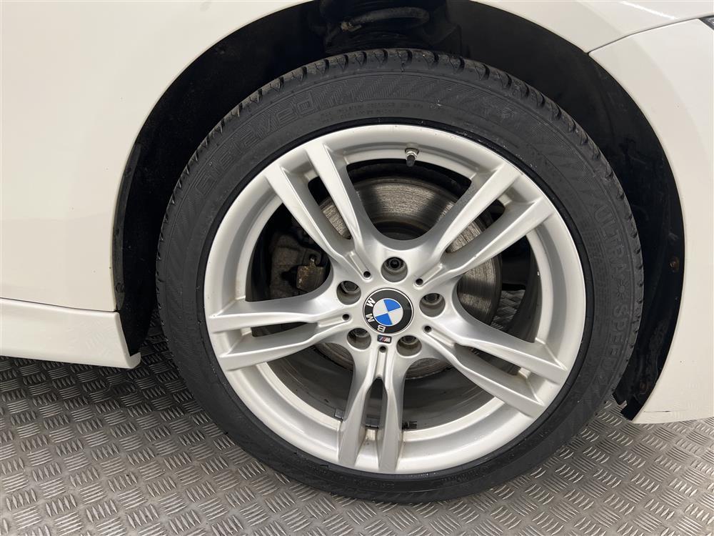 BMW 330d xDrive 258hk M Sport Keyless Start 0,5L/milinteriör