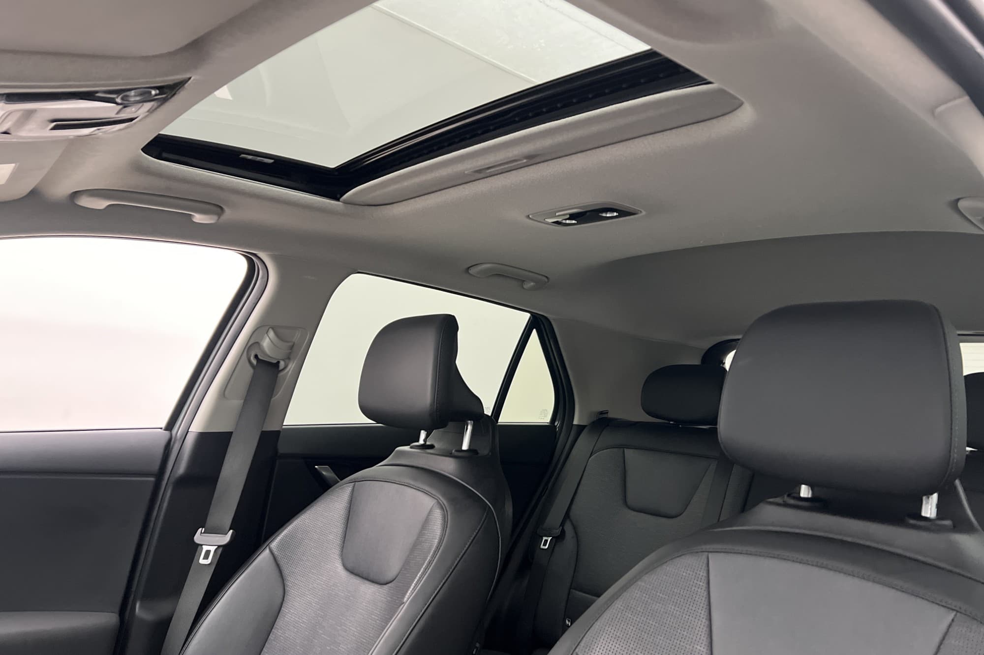 Kia Niro EV 204hk Advance Plus H/K Taklucka HUD Kamera Skinn