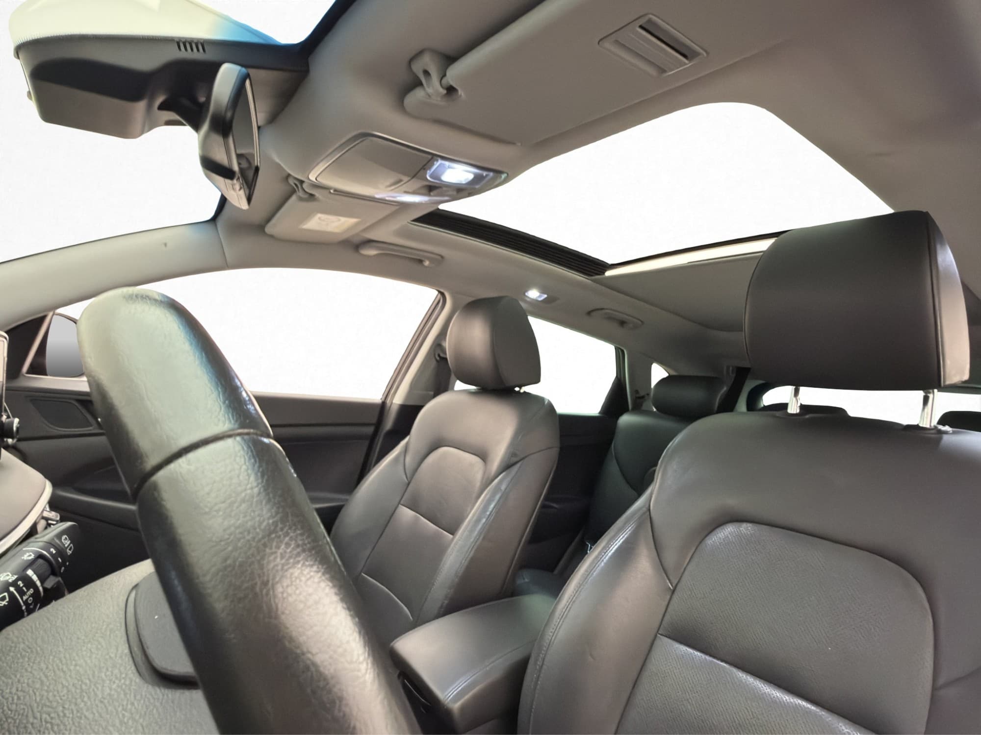 Hyundai Tucson 1.6 4WD Premium Pano Drag KRELL 360° Navi