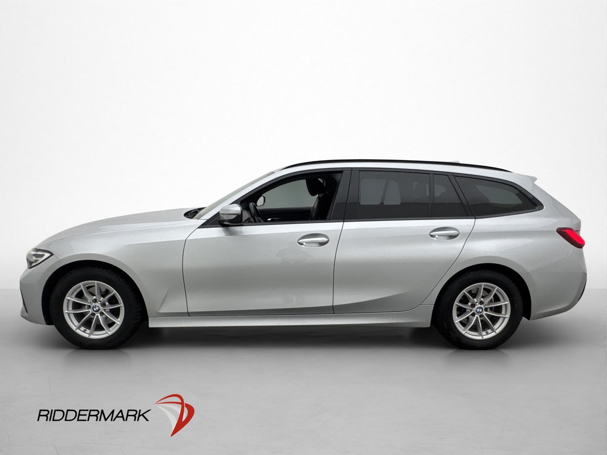 BMW 320 190hk Sport line Skinn Display key Navi Värmare