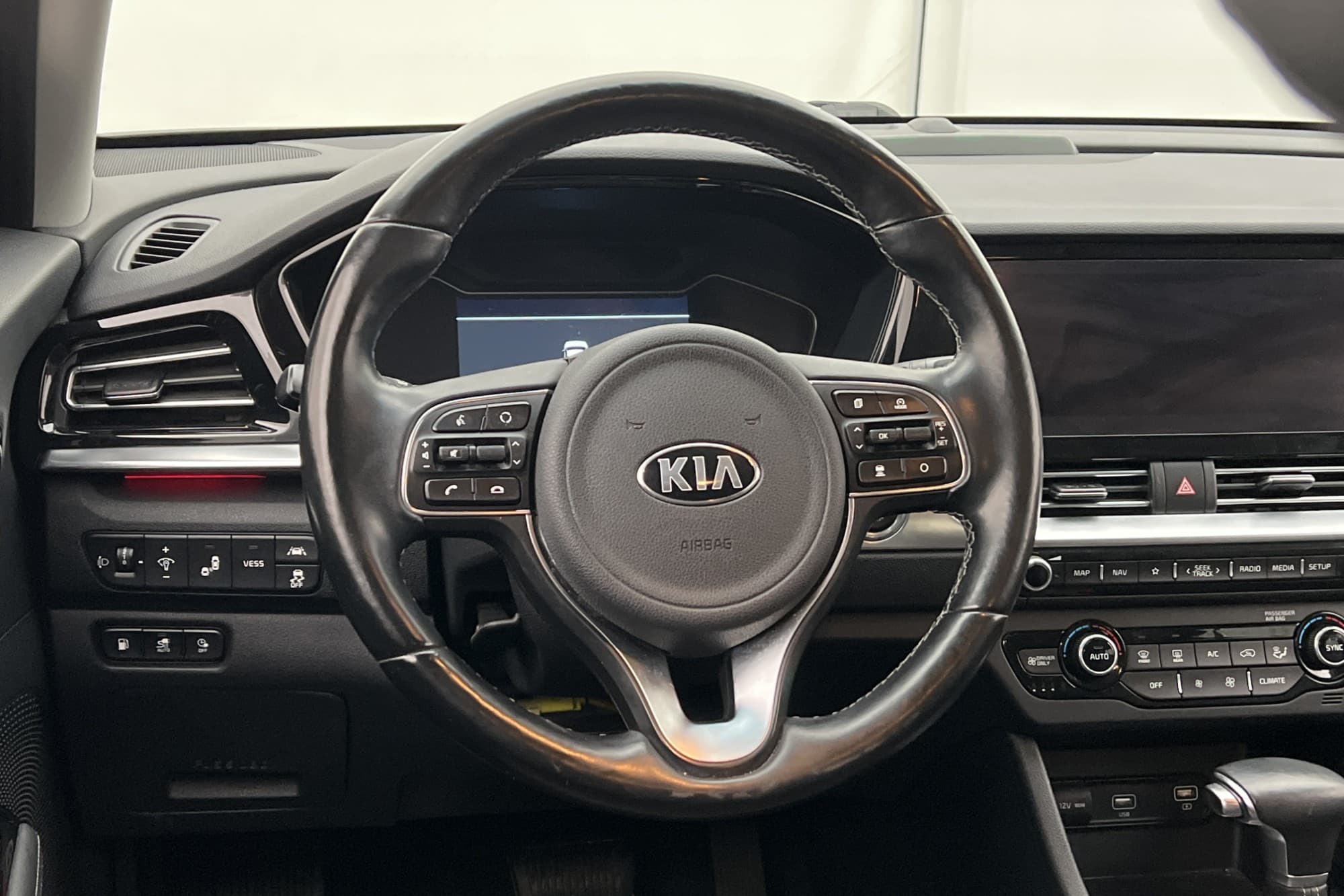 Kia Niro P-HEV Advance Plus 2 Kamera Navi Skinn CarPlay