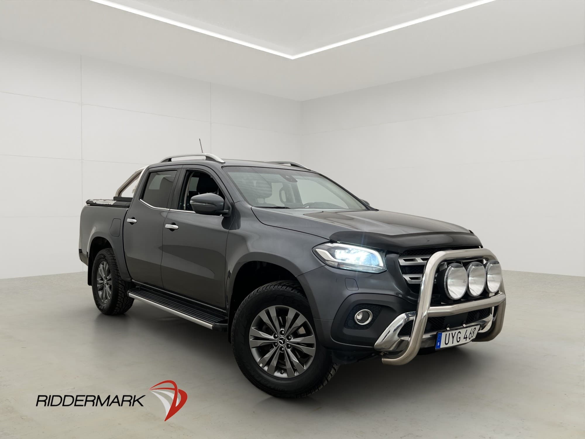 Mercedes-Benz X 250