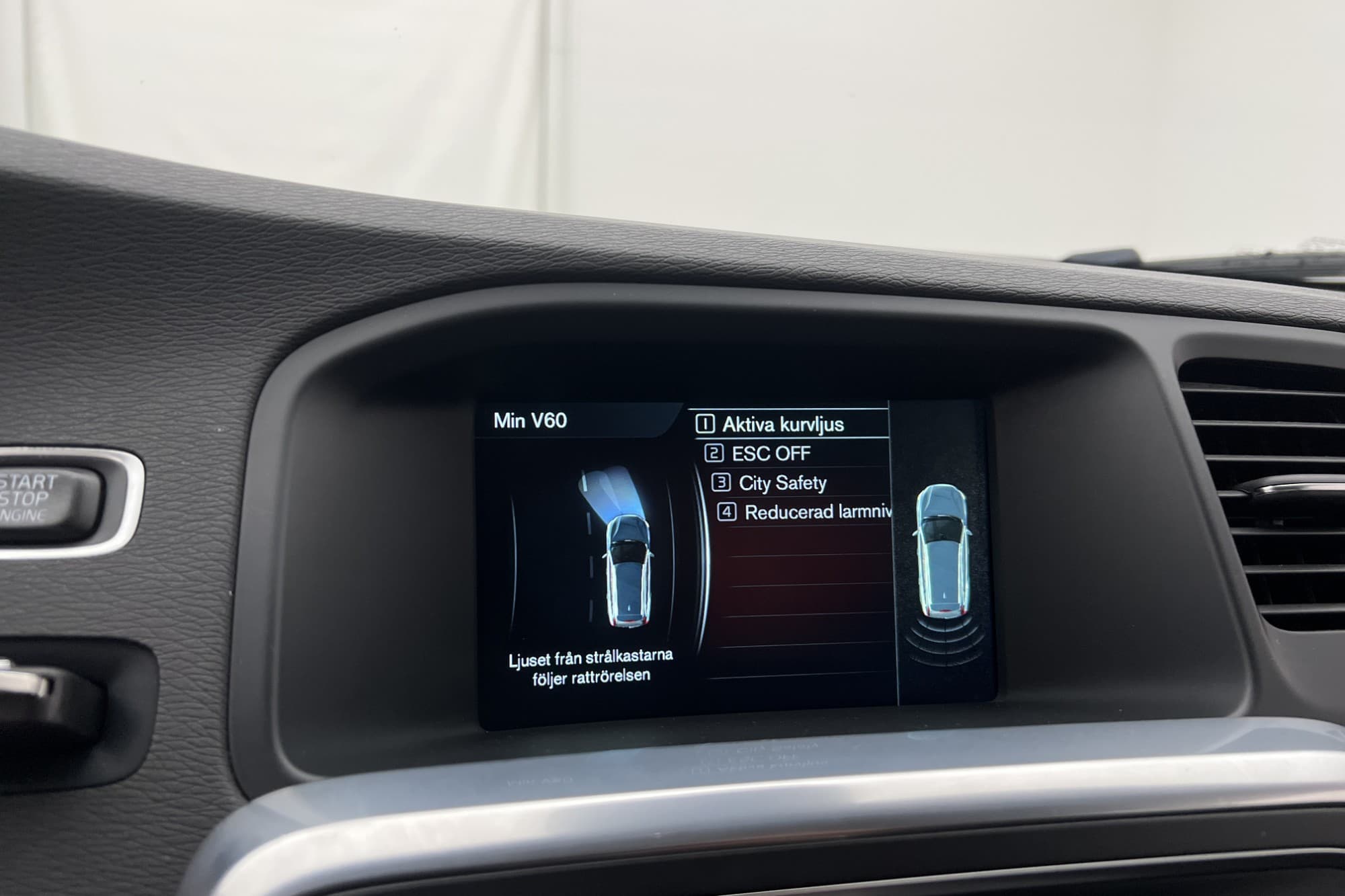 Volvo V60 D4 Momentum VOC Värmare P-Sensorer Rattvärme