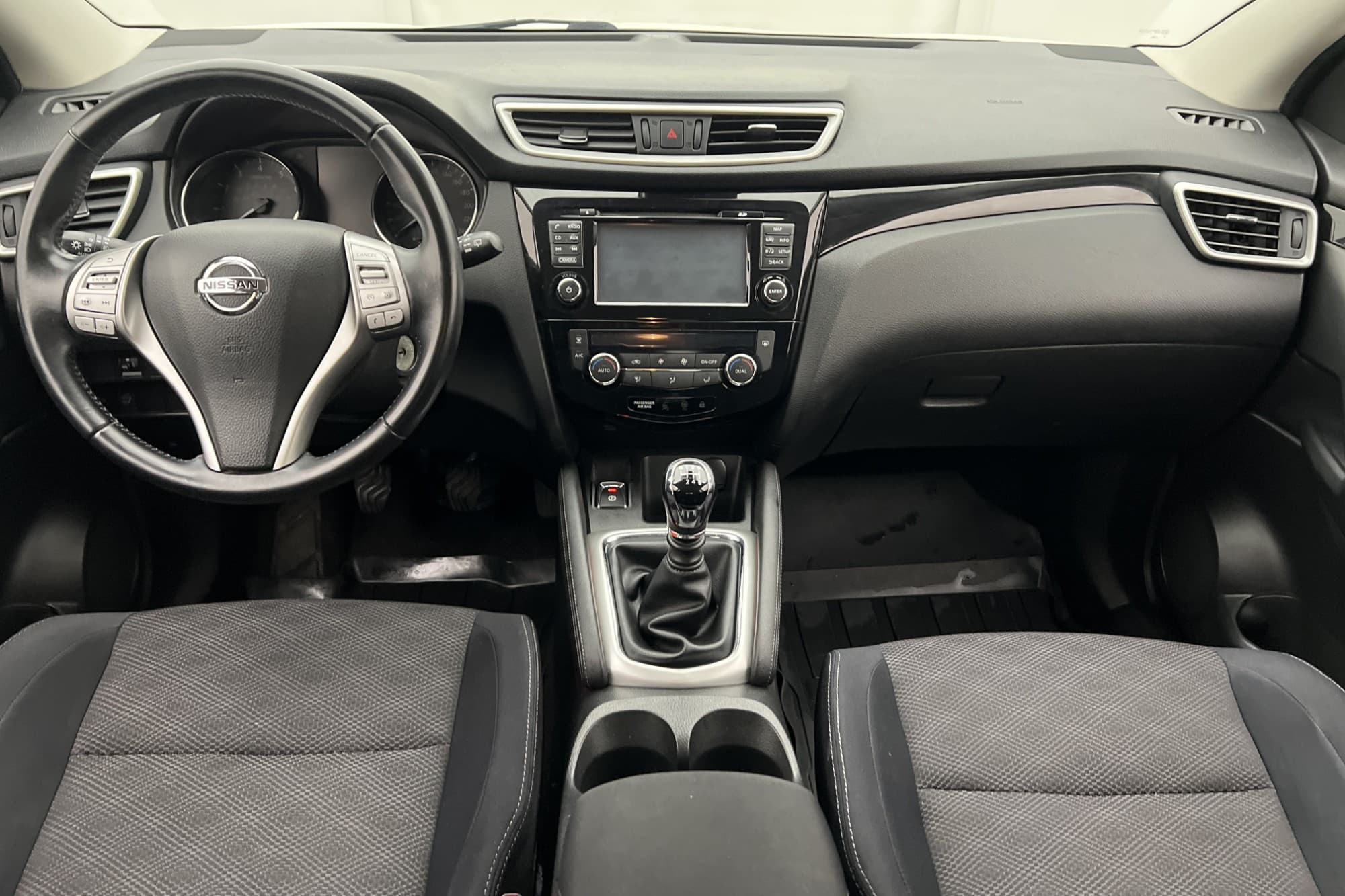 Nissan Qashqai 1.2 DIG-T 115hk Acenta Backkamera Navigation