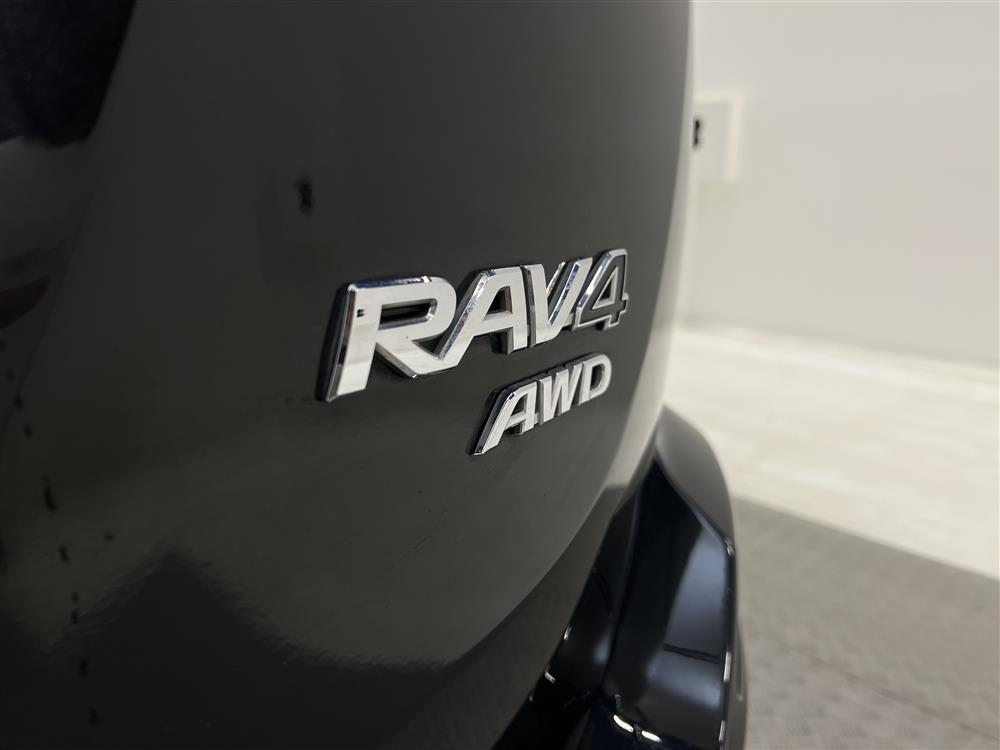 Toyota  RAV4 2.0 VVT-i 4WD 151hk Navi Navi Drag B-Kam 