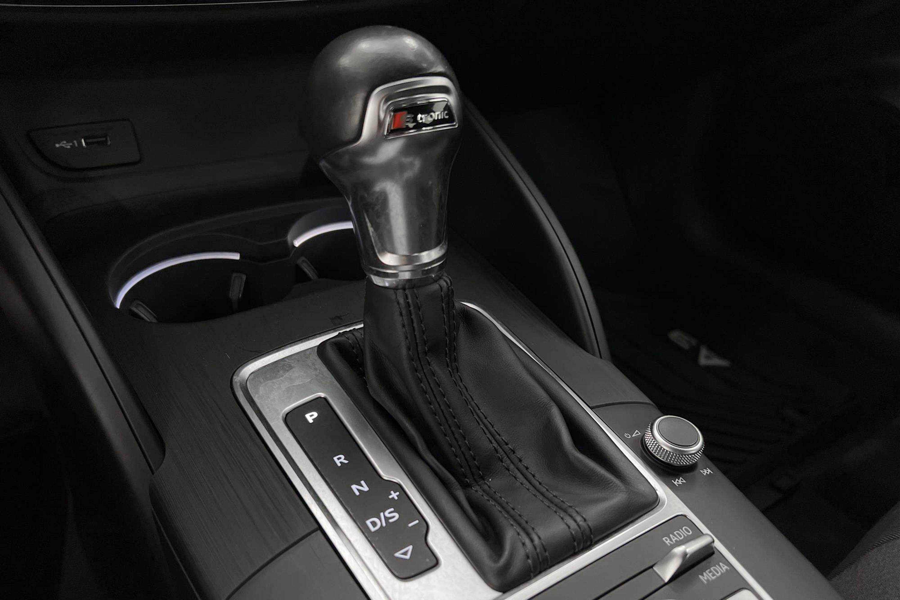 Audi A3 Sedan 30 TFSI 116hk Proline Sensorer 0,51l/mil