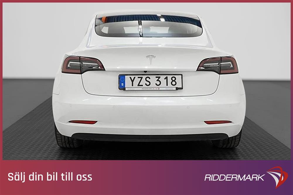 Tesla Model 3 Standard Range Plus 258hk Svensksåld Autopilotexteriör
