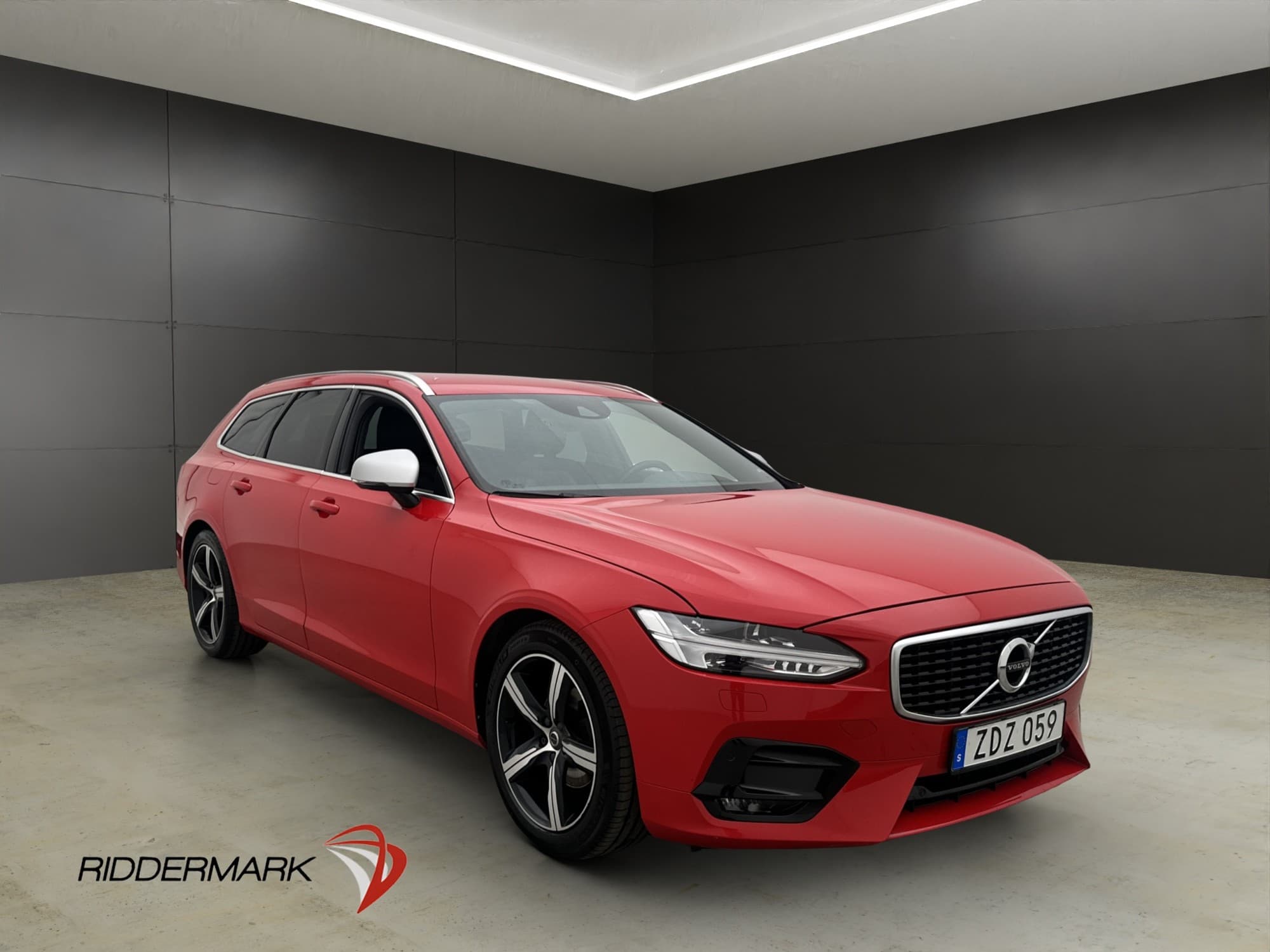 Volvo V90