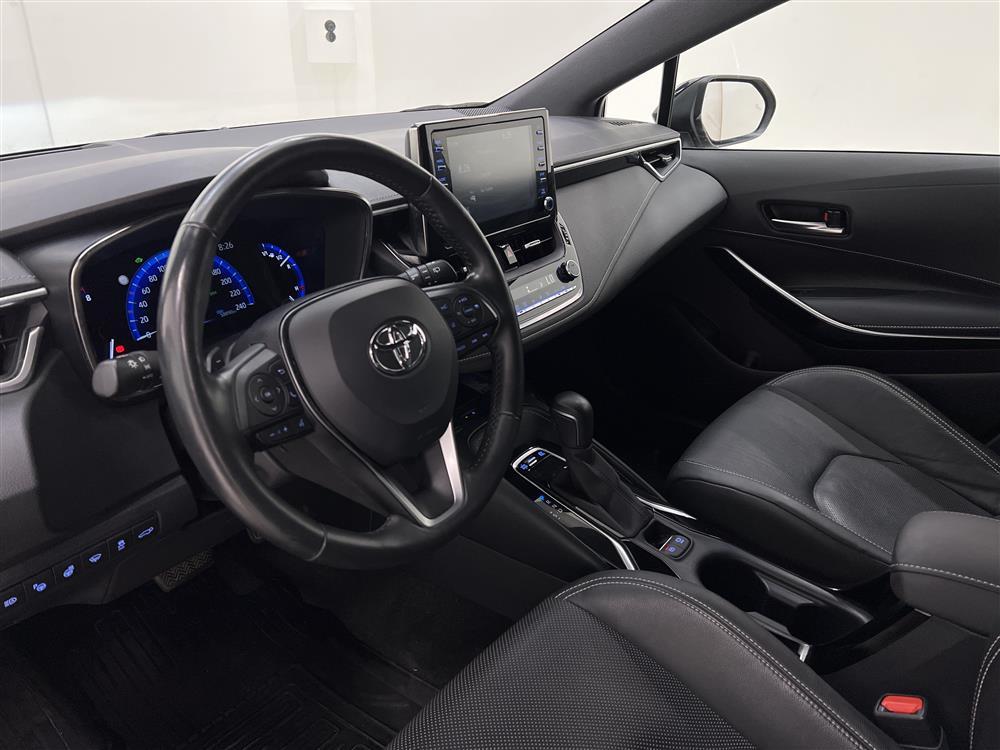 Toyota Corolla 2.0 Hybrid Touring 184hk Executive Se Utrinteriör