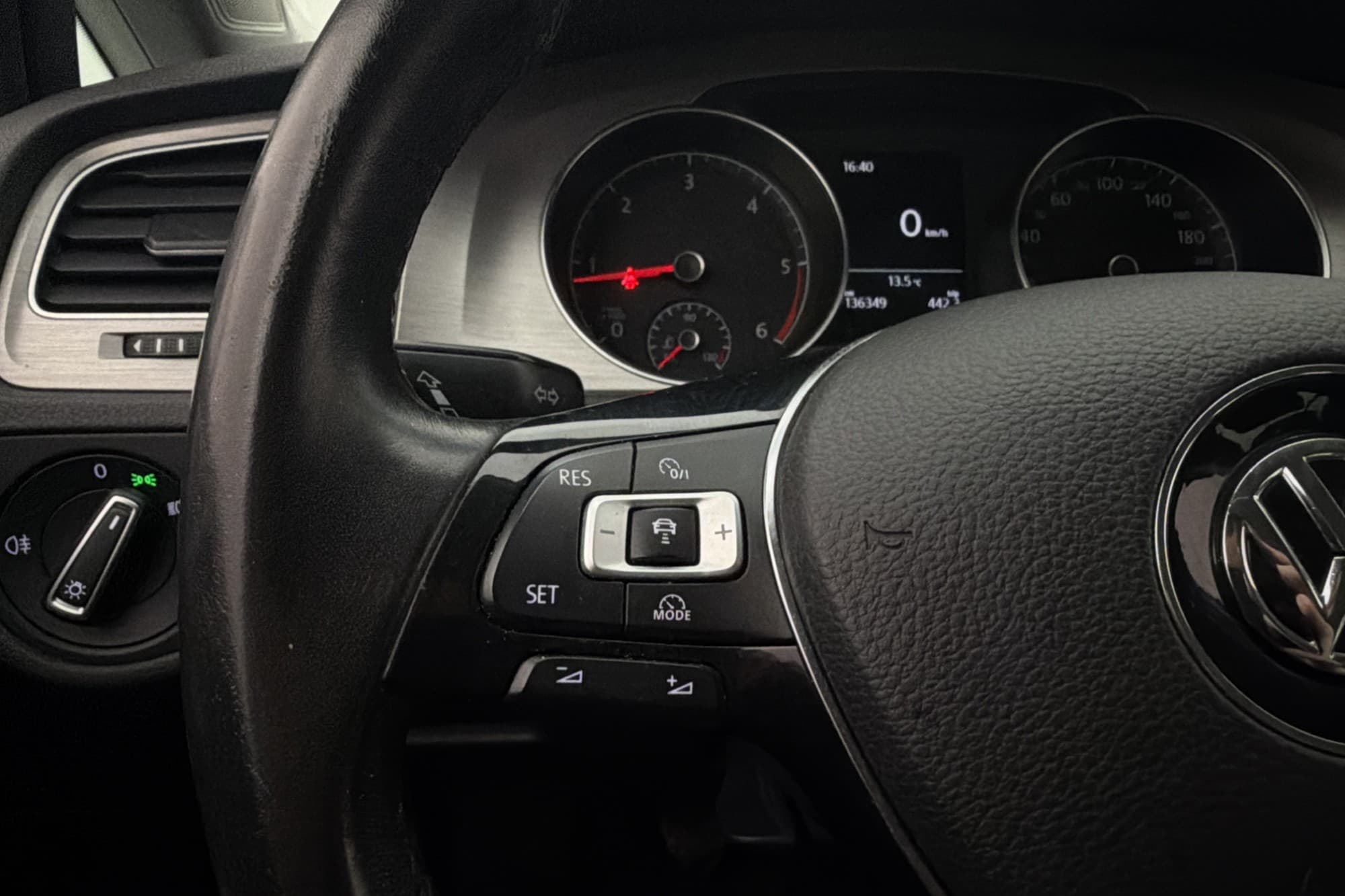 Volkswagen Golf 1.6 TDI 4M Värm CarPlay Adapt-fart Sensorer