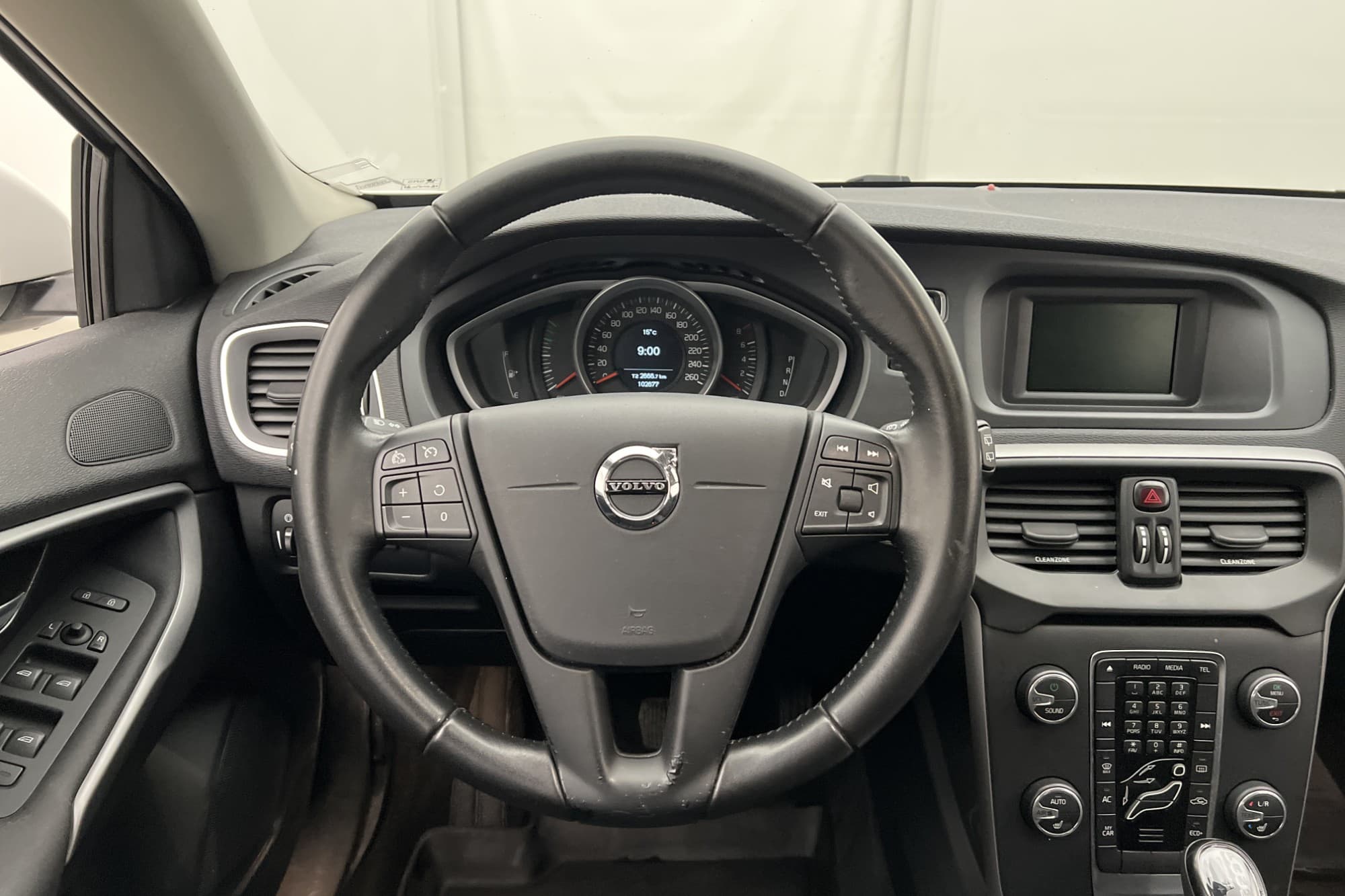 Volvo V40 T2 122hk Kinetic Värmare Sensorer Farthållare