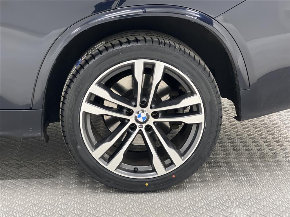 BMW X5 M50d 381hk M-Sport D-värm Panorama Navi Draginteriör