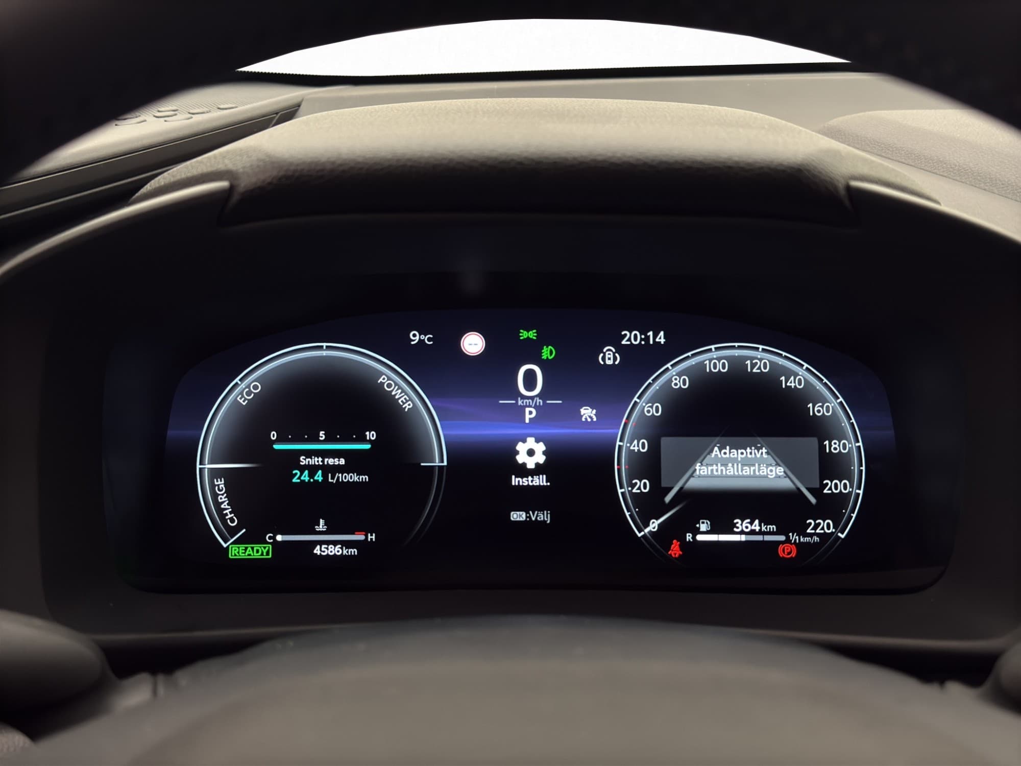 Toyota C-HR Hybrid 140hk Kamera Adaptiv farthållare Navi