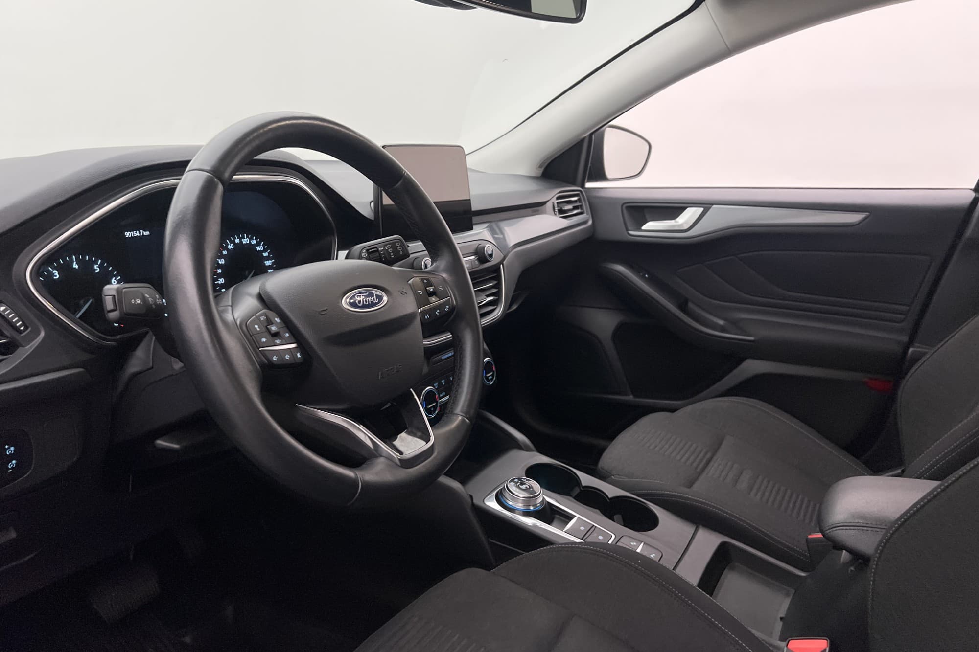 Ford Focus Kombi 125hk Active Kamera CarPlay Rattvärme