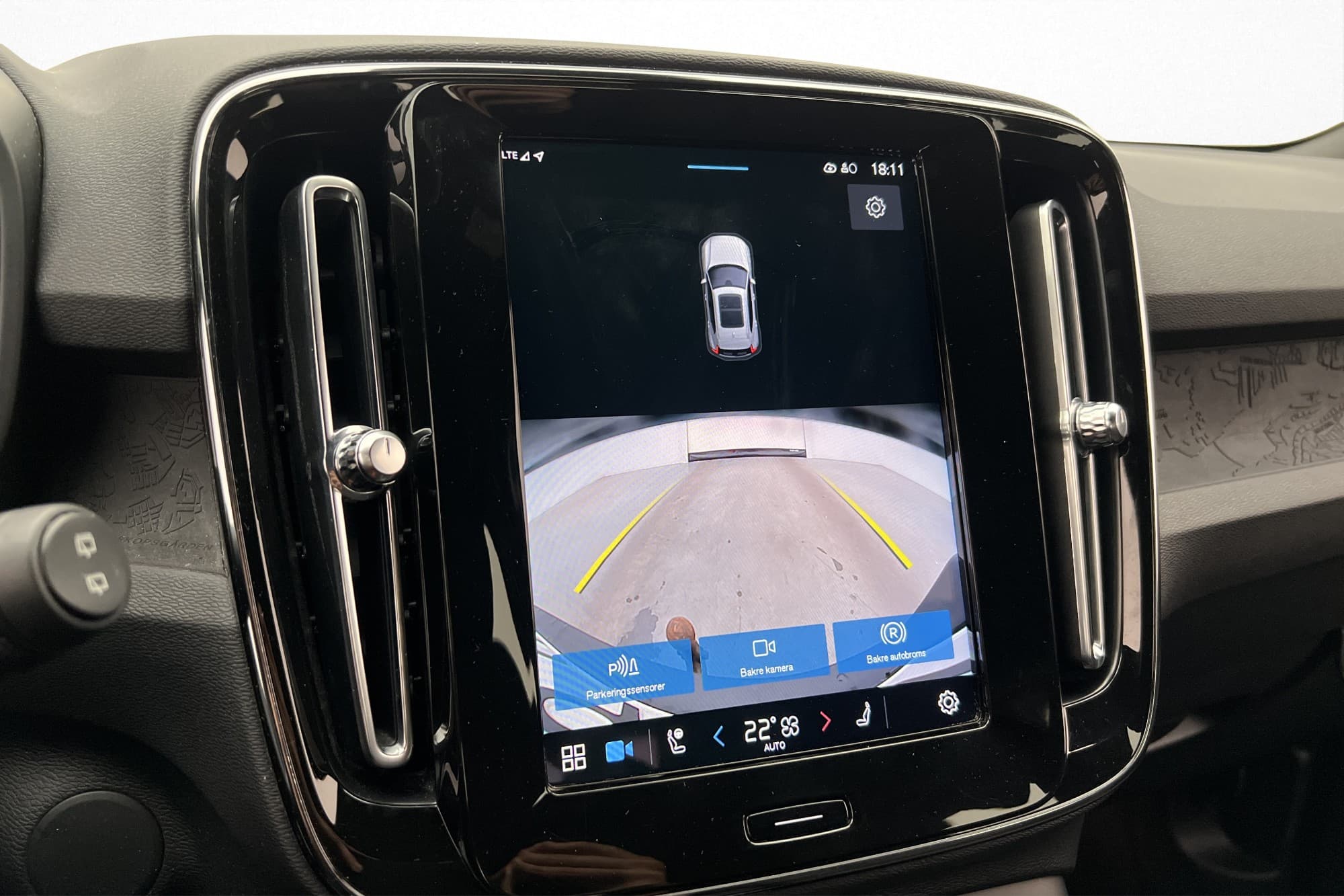 Volvo XC40 Recharge Twin Motor Core Kamera Värm Drag MOMS