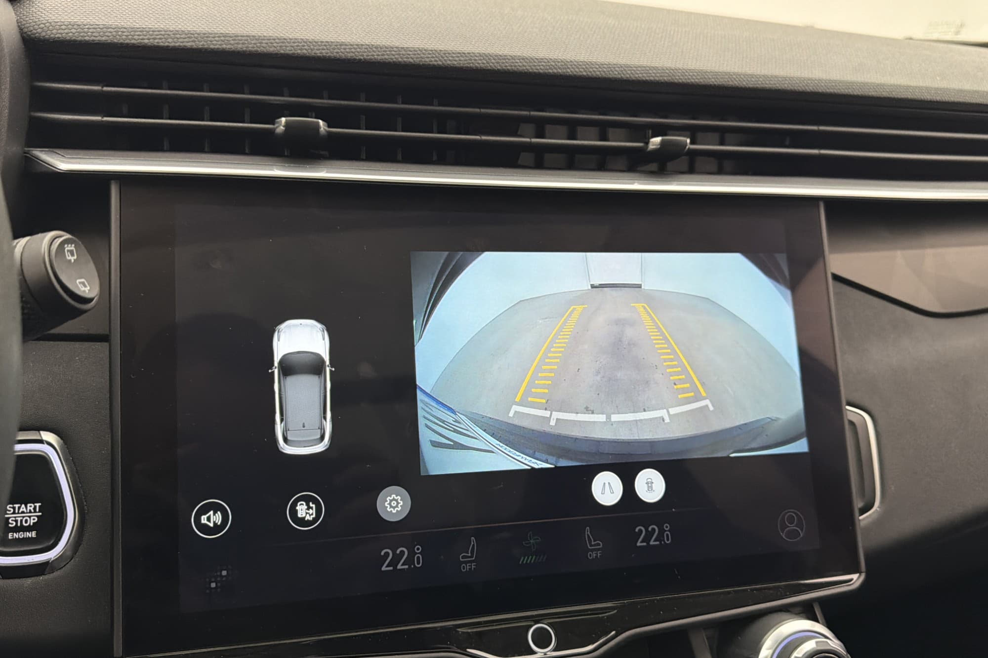 Lynk & Co 01 PHEV 261hk Panoramaglas Infinity Kamera CarPlay