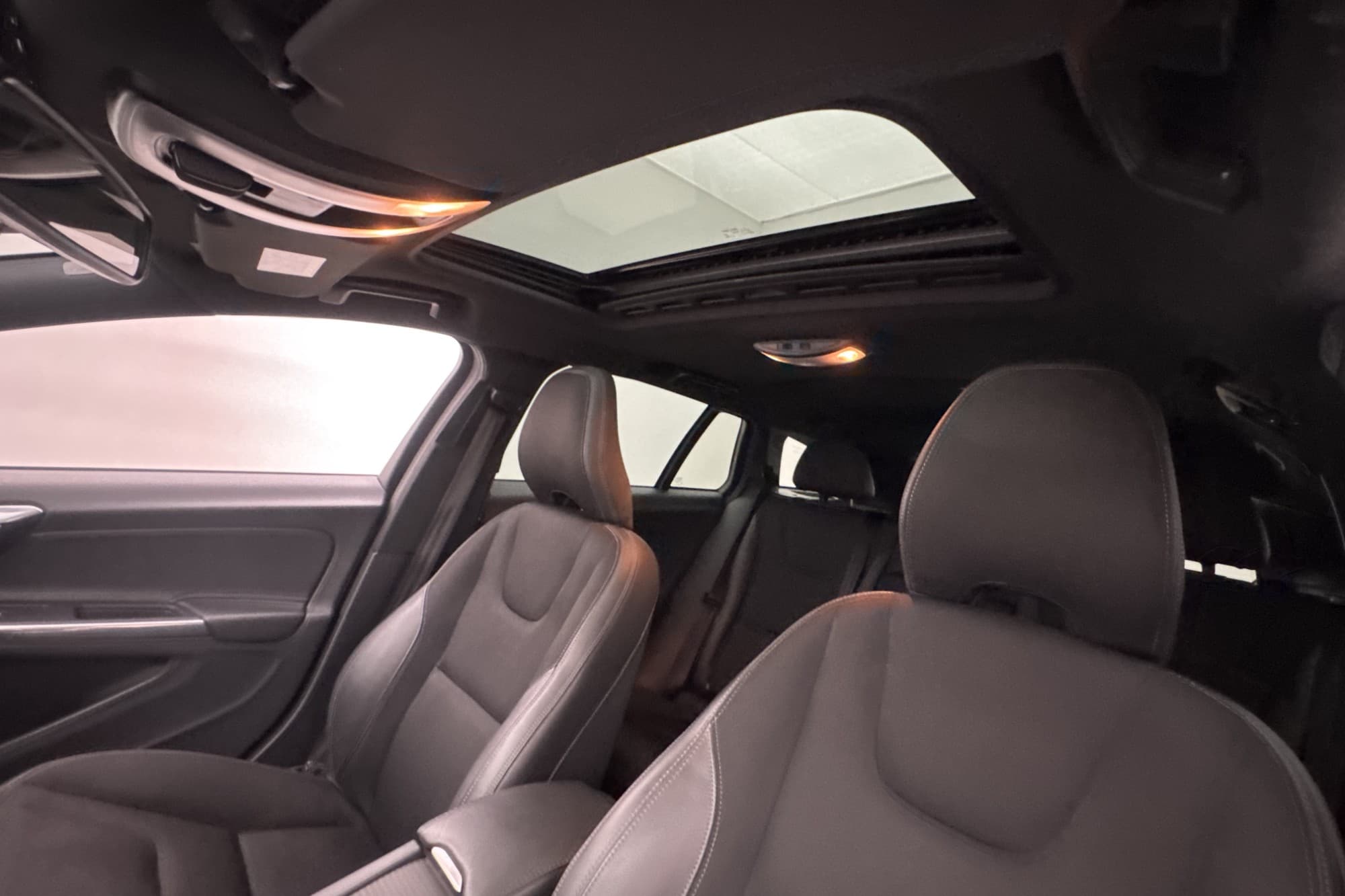 Volvo V60 Cross Country D4 Taklucka Värmare Drag Kamrem-Bytt