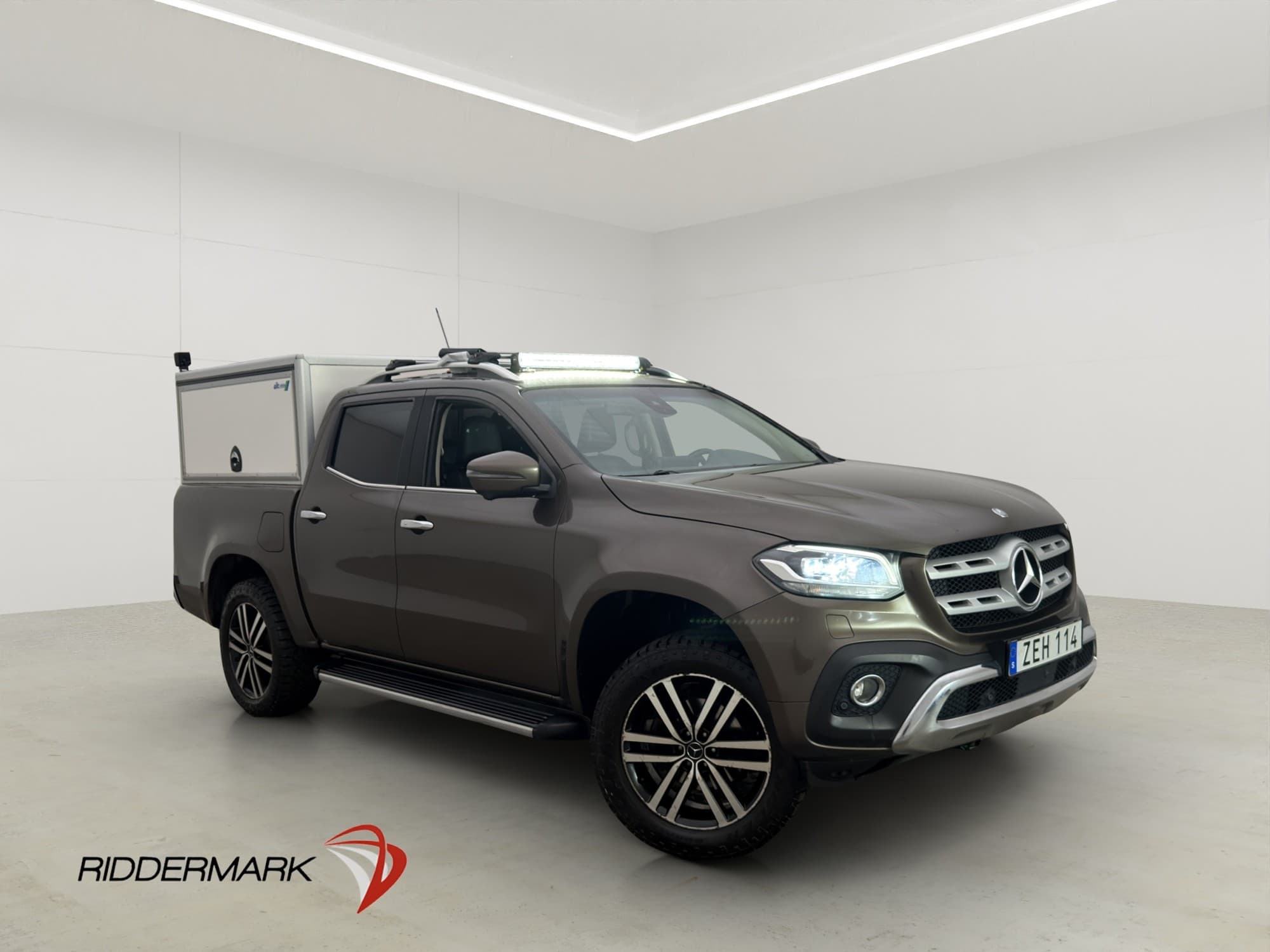 Mercedes-Benz X 250