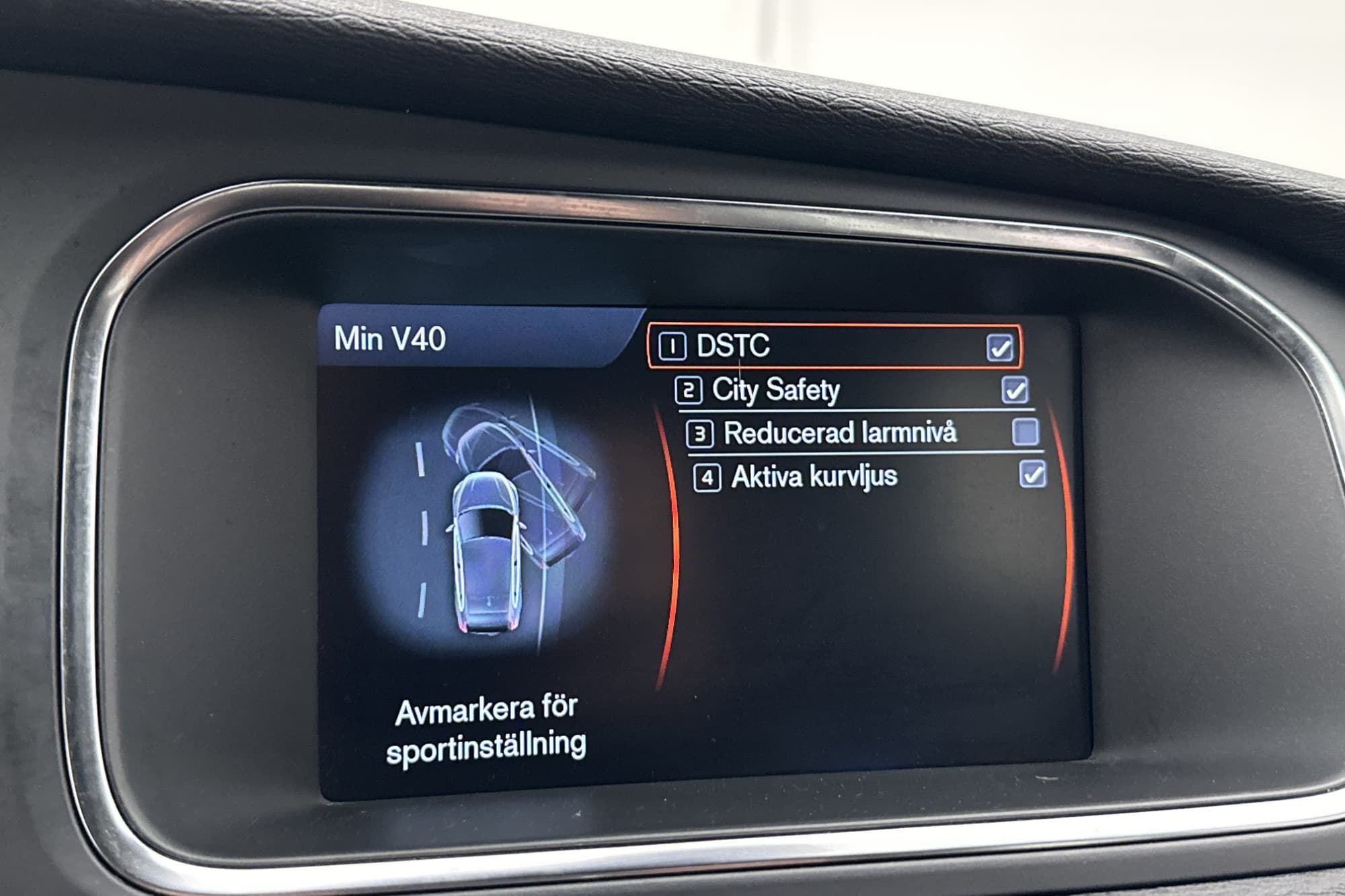 Volvo V40 D2 115hk R-Design Värmare Skinn Farthållare