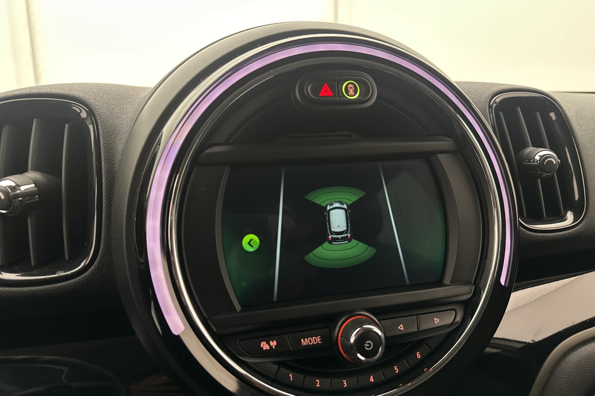 MINI Countryman SE 224hk ALL4 Salt II Navigation Sensorer