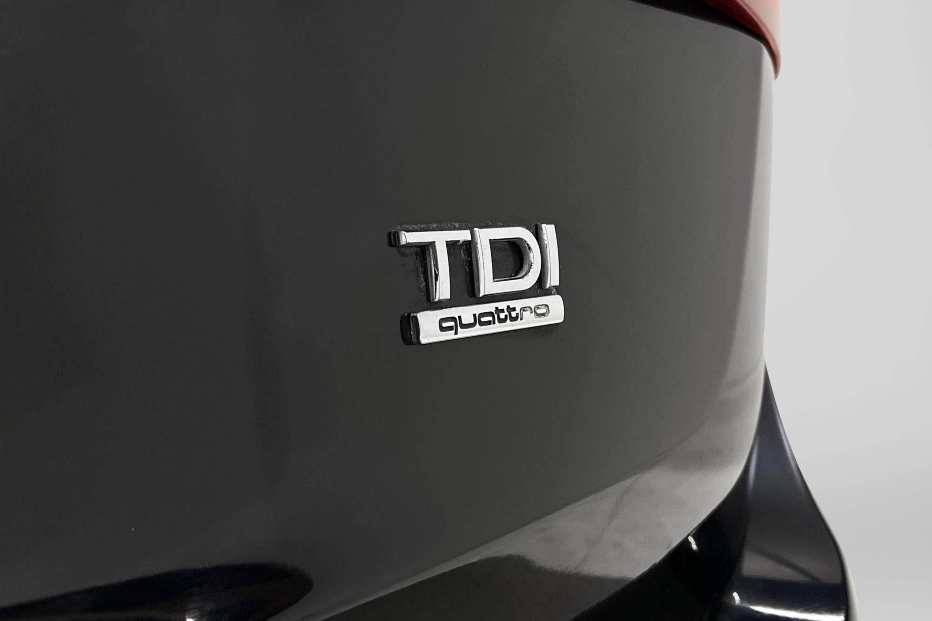 Audi Q5 2.0 TDI Q S Tronic 170hk S Line 2 Brukare Pano Drag 