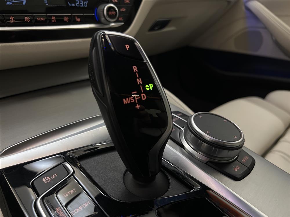 BMW 520 d xDrive 190hk M-sport Värmare HiFi kamera GPS Drag