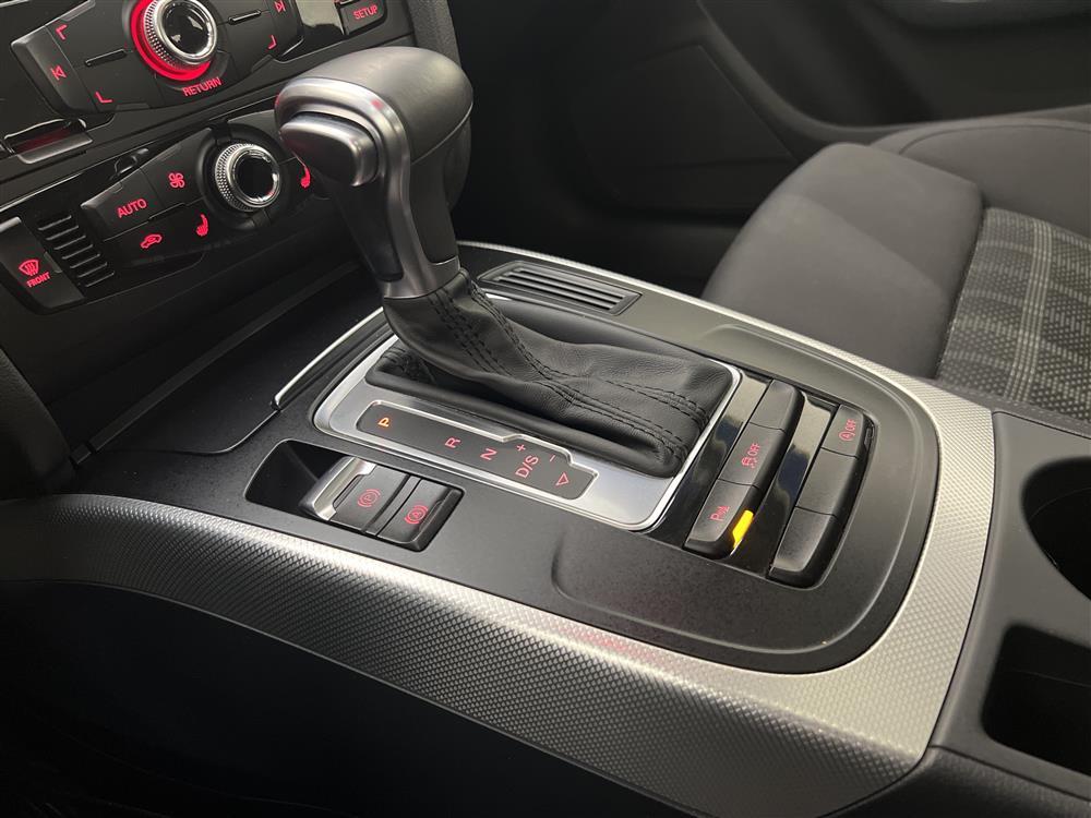 Audi A5 2.0 TDI Quattro 190hk S-Line P-sensor Välservadinteriör