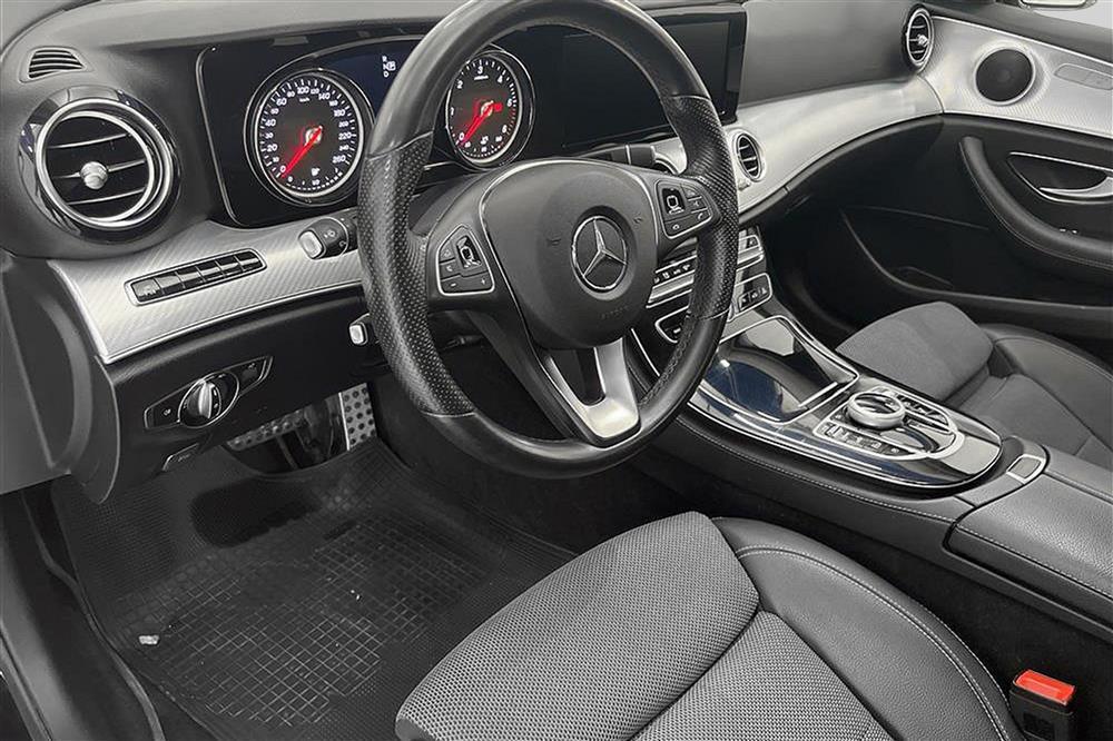 Mercedes-Benz E 220d 4M All-T Värmare Kamera GPS 0,52l/mil
