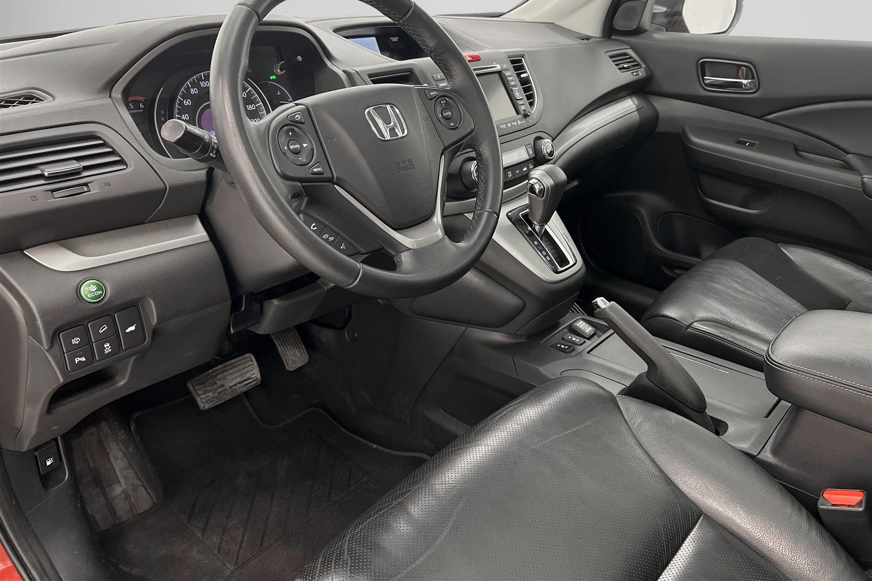 Honda CR-V 2.2 i-DTEC 4WD 150hk Pano Värmare Kamera GPS Drag