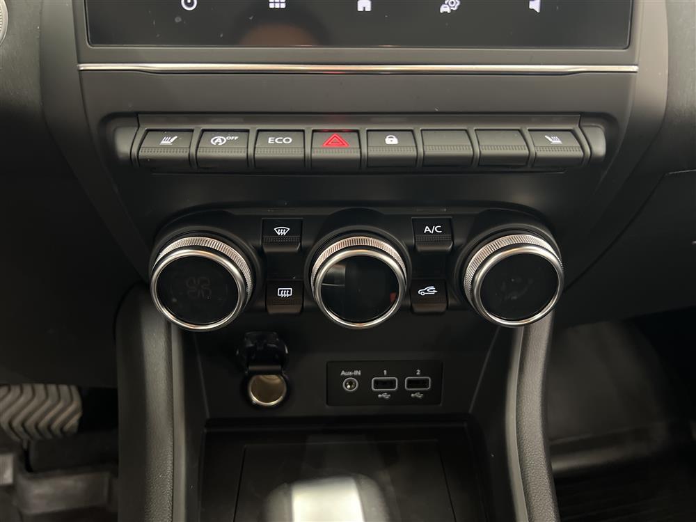 Renault Captur 1.3 130hk M-värm Carplay Keyless 0,51L/mil interiör
