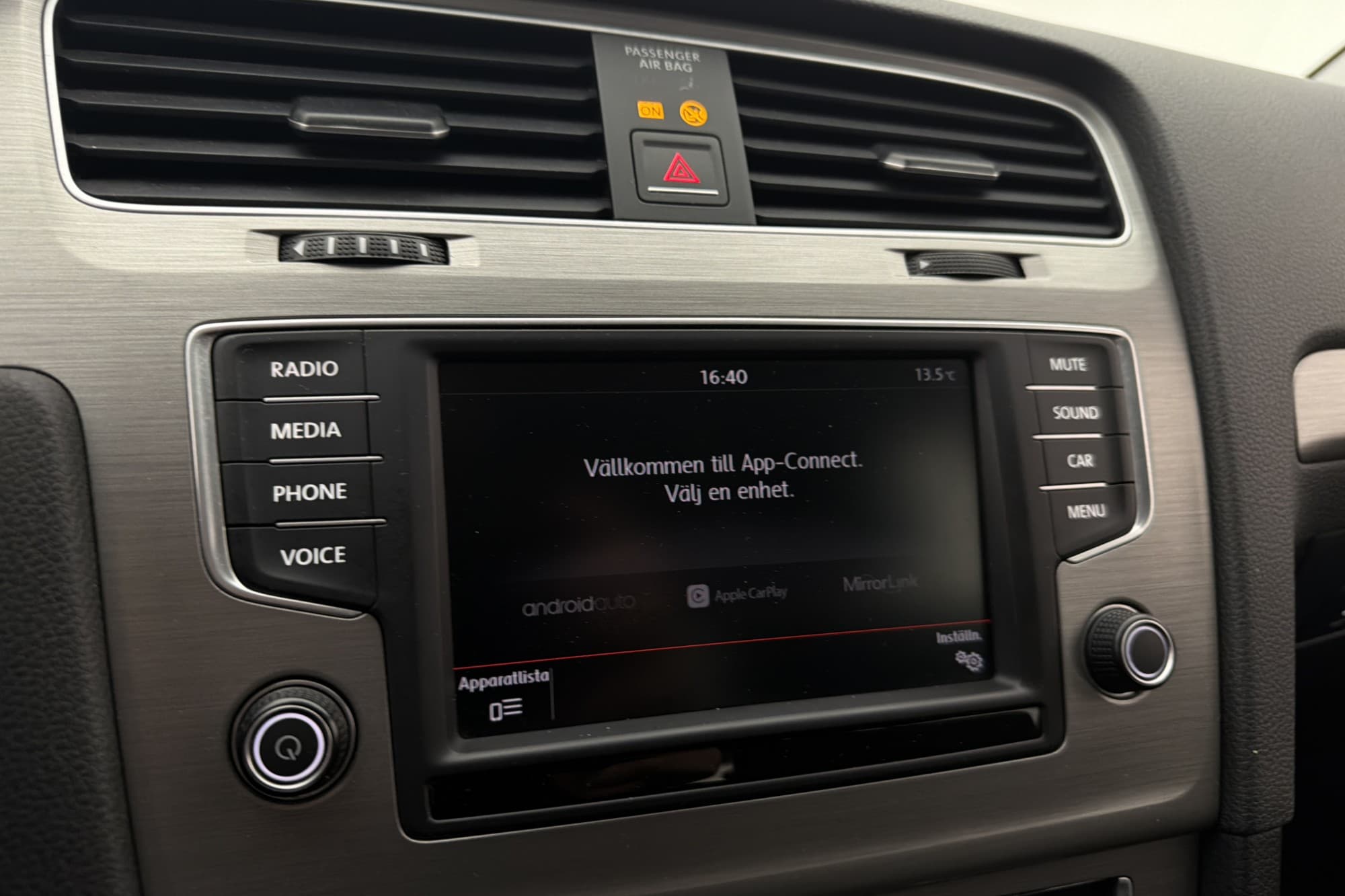 Volkswagen Golf 1.6 TDI 4M Värm CarPlay Adapt-fart Sensorer