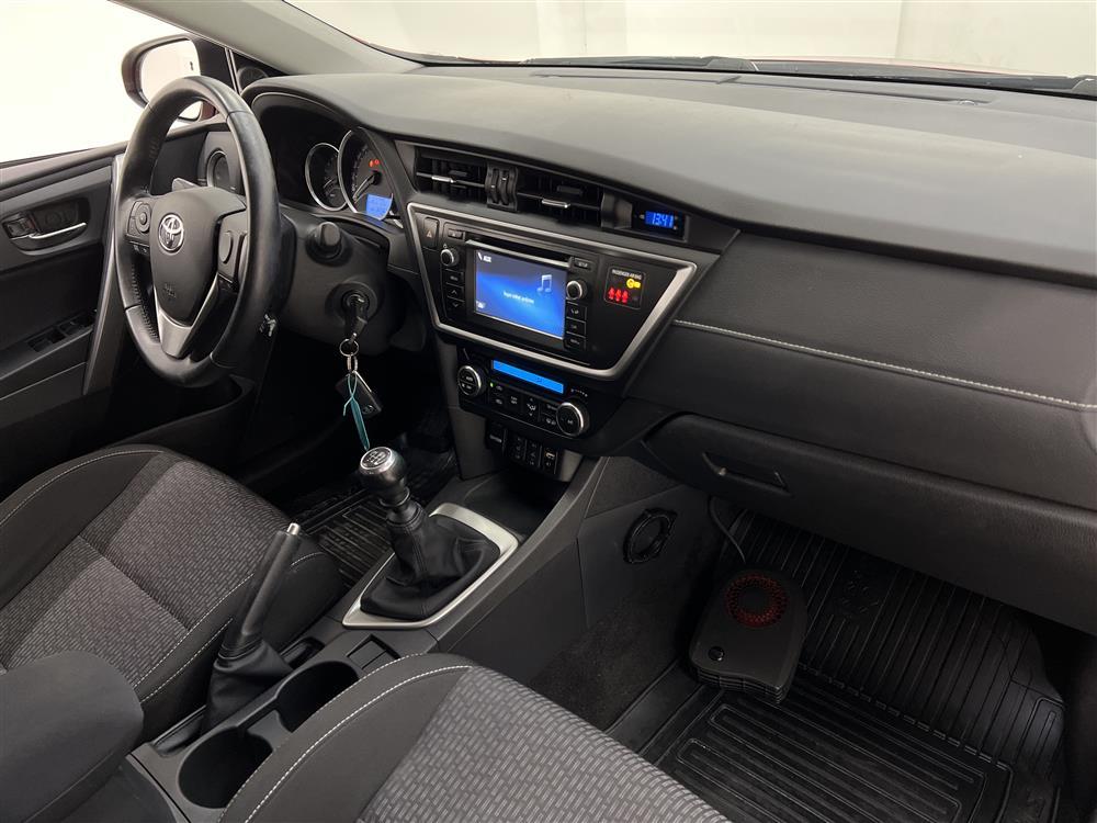 Toyota Auris 1.6 Valvematic 5dr 132hk 0,48L/milinteriör