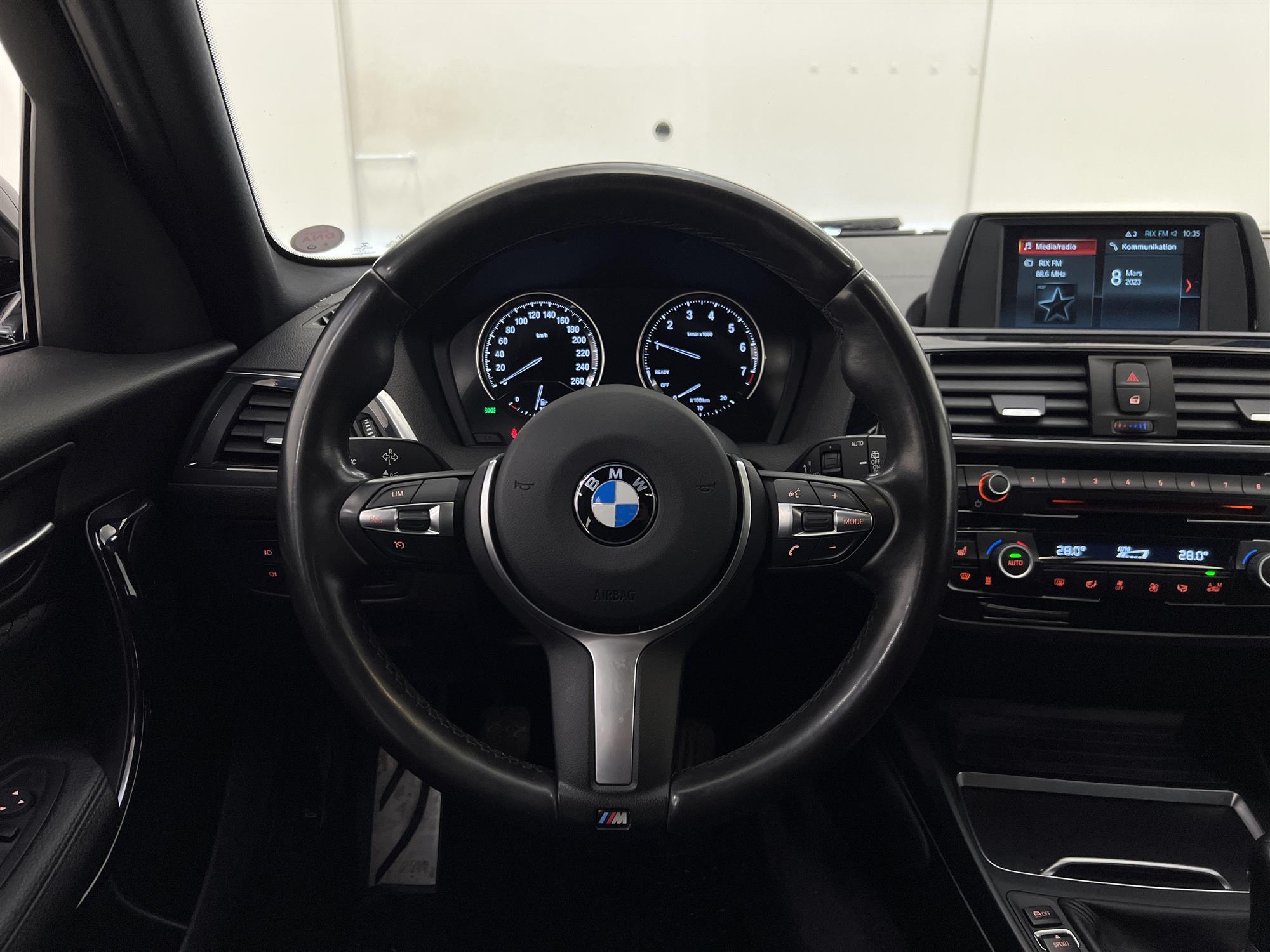 BMW 118i 136hk M Sport LED PDC Nyservad 0,53L/mil 