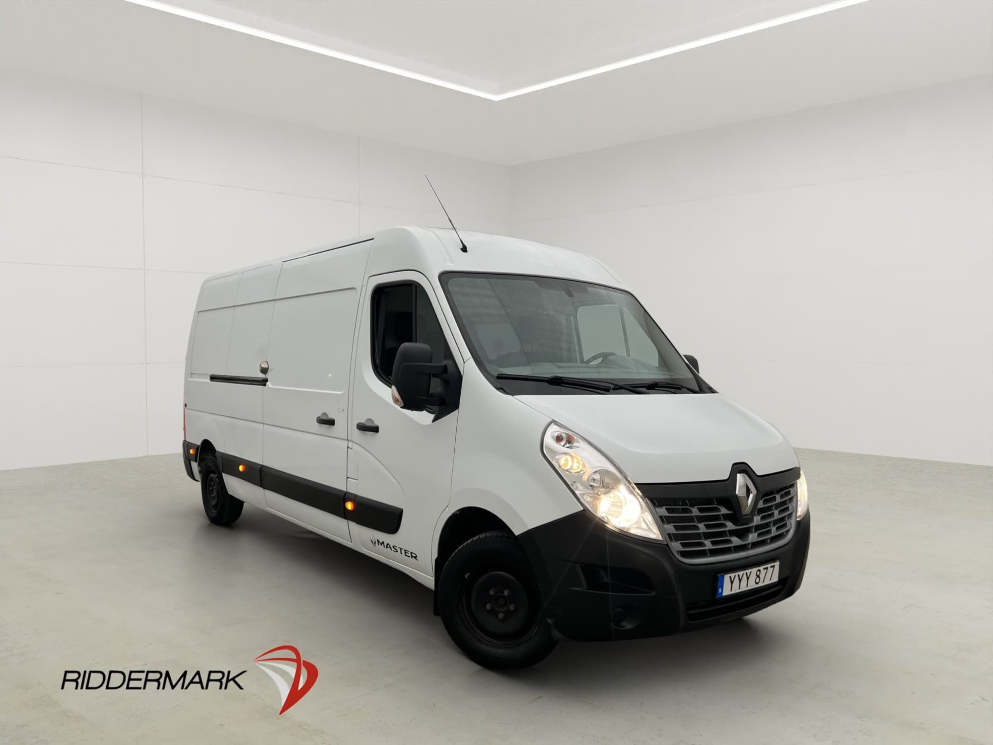 Renault master