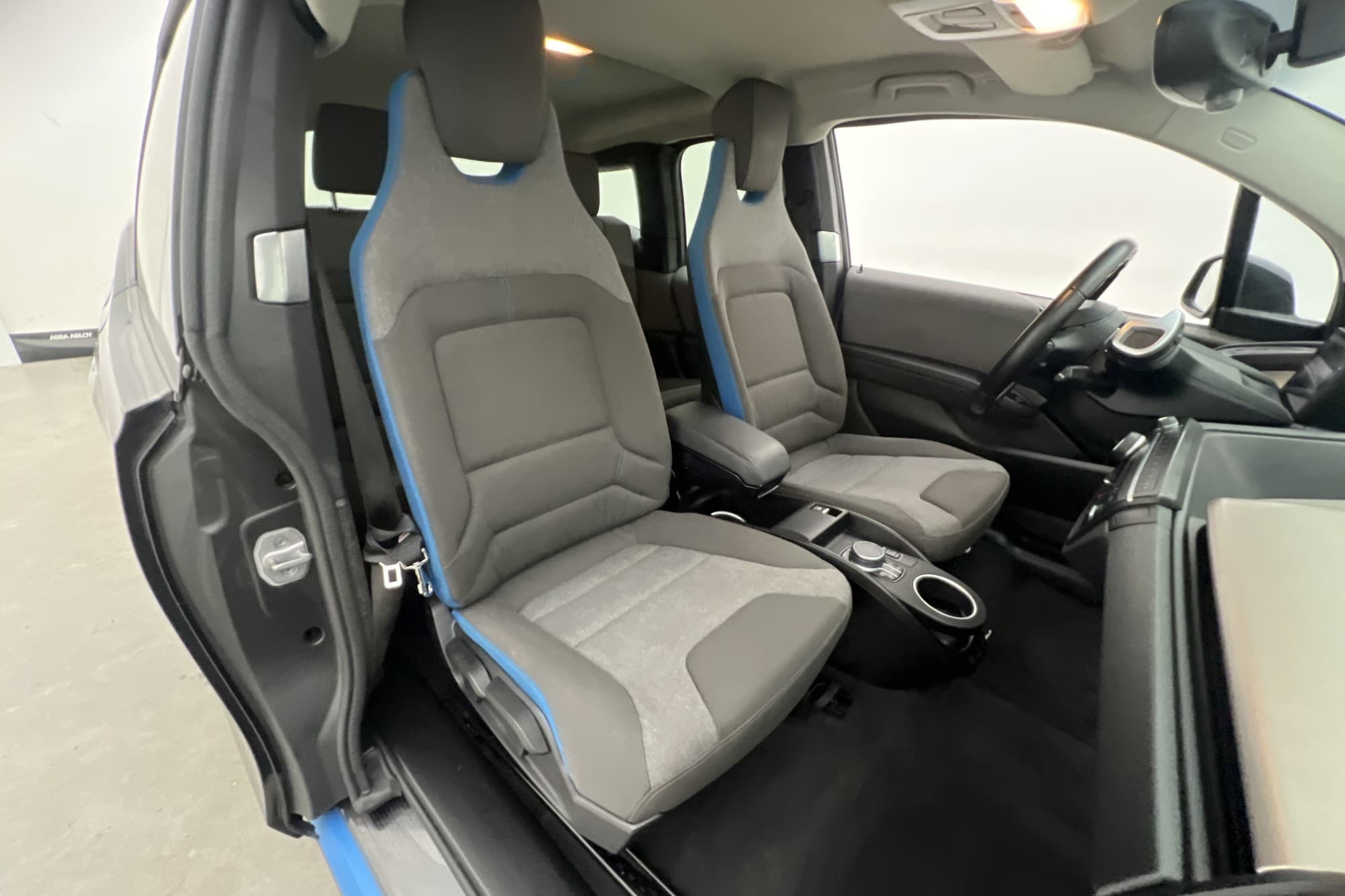 BMW i3 94 Ah REX 170hk Comfort Advanced HiFi Navi P-Sensorer