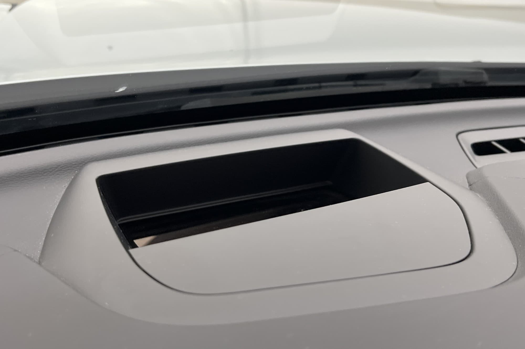 Volvo XC60 D4 AWD R-Design Pano Värm Drag HUD H/K Kamera