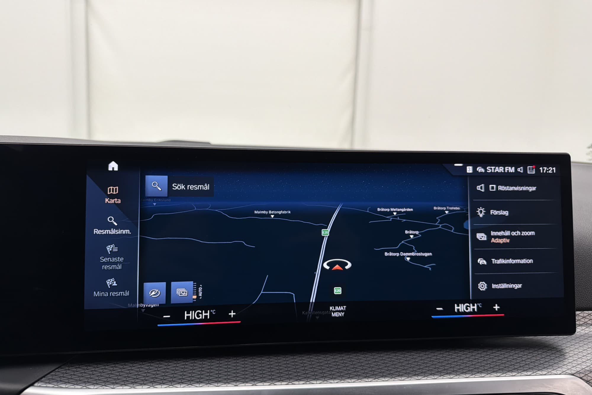 BMW 330e xDrive Touring M Sport Drag H/K Navi Wide MOMS