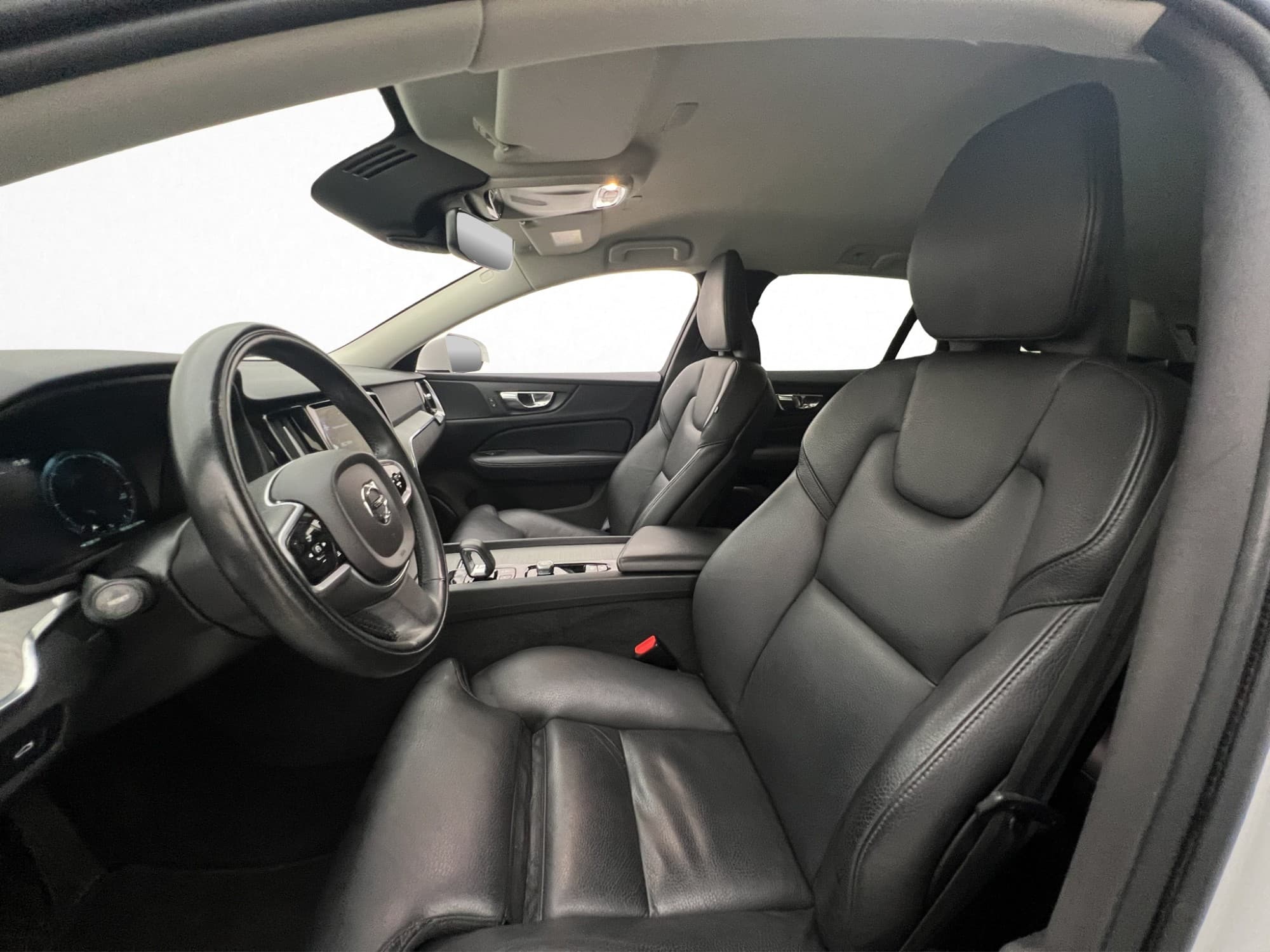 Volvo V60 Cross Country B4 AWD Momentum Läder Värm Kamera