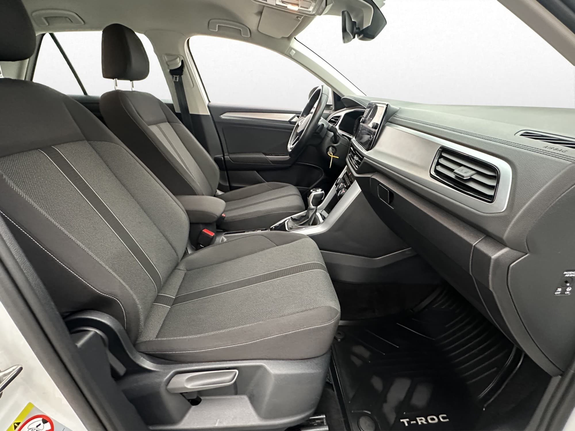 Volkswagen T-Roc 1.5 TSI 150hk Cockpit Kamera CarPlay
