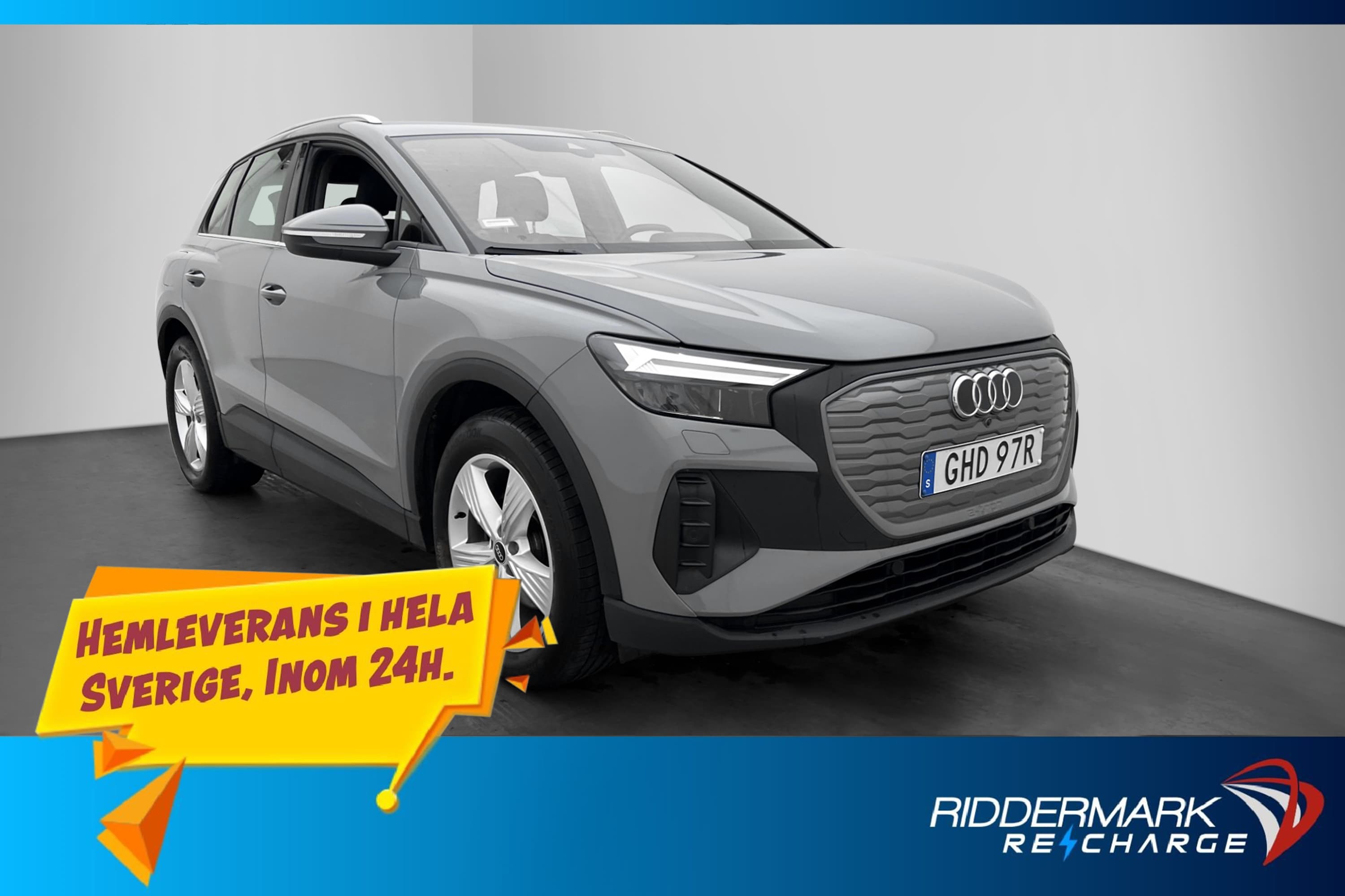 Audi Q4 35 e-tron Proline Sensorer Cockpit CarPlay MOMS