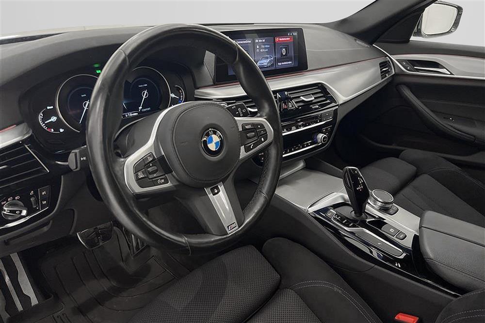 BMW 520 d xDrive 190hk M-Sport HiFi Kamera Navi Värmare Drag