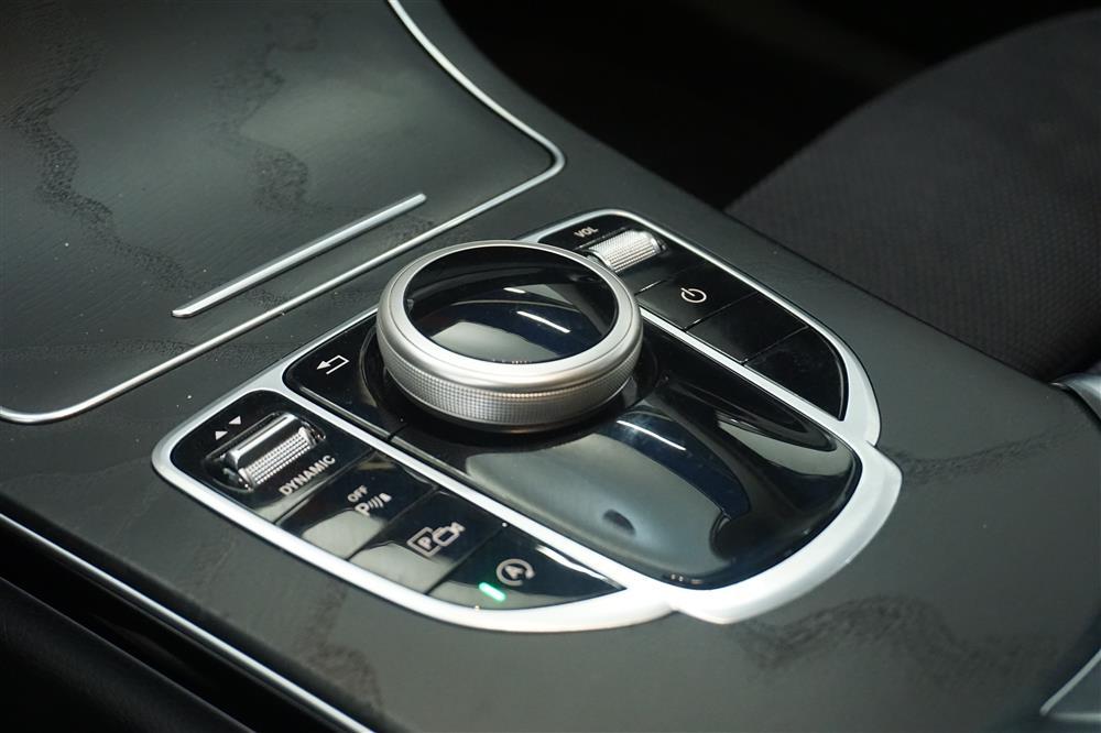 Mercedes-Benz C 220d 9G-Tronic Kamera Navi Drag HELG KAMPANJ