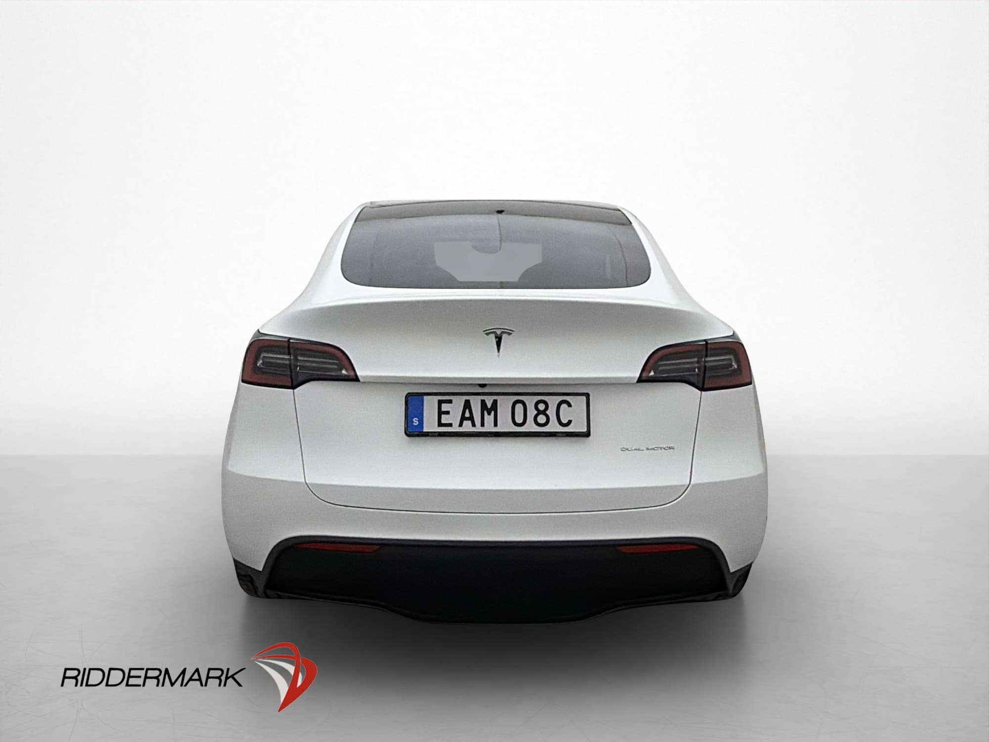 Tesla Model Y Long Range AWD Autopilot Pano kamera Skinn