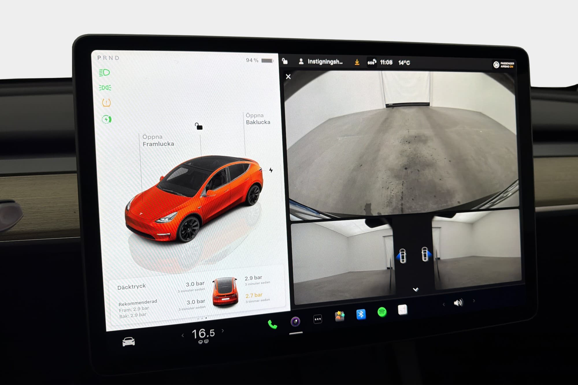 Tesla Model Y Standard Range MOMS Autopilot Svensksåld