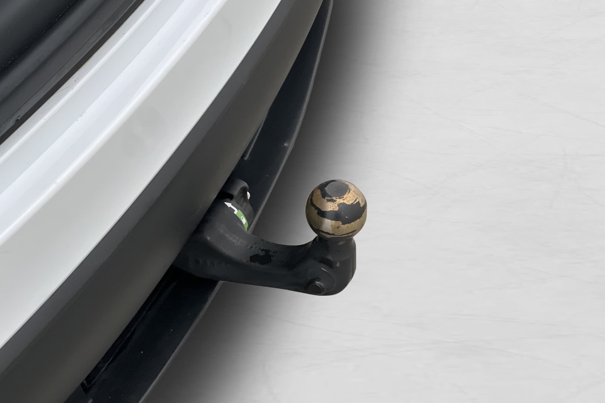 Tesla Model Y Standard Range Drag Autopilot MOMS