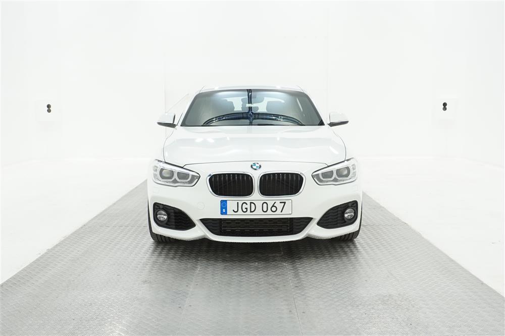 BMW 118i 136hk M Sport Skinn Svart Innertak 0,51L/mil exteriör