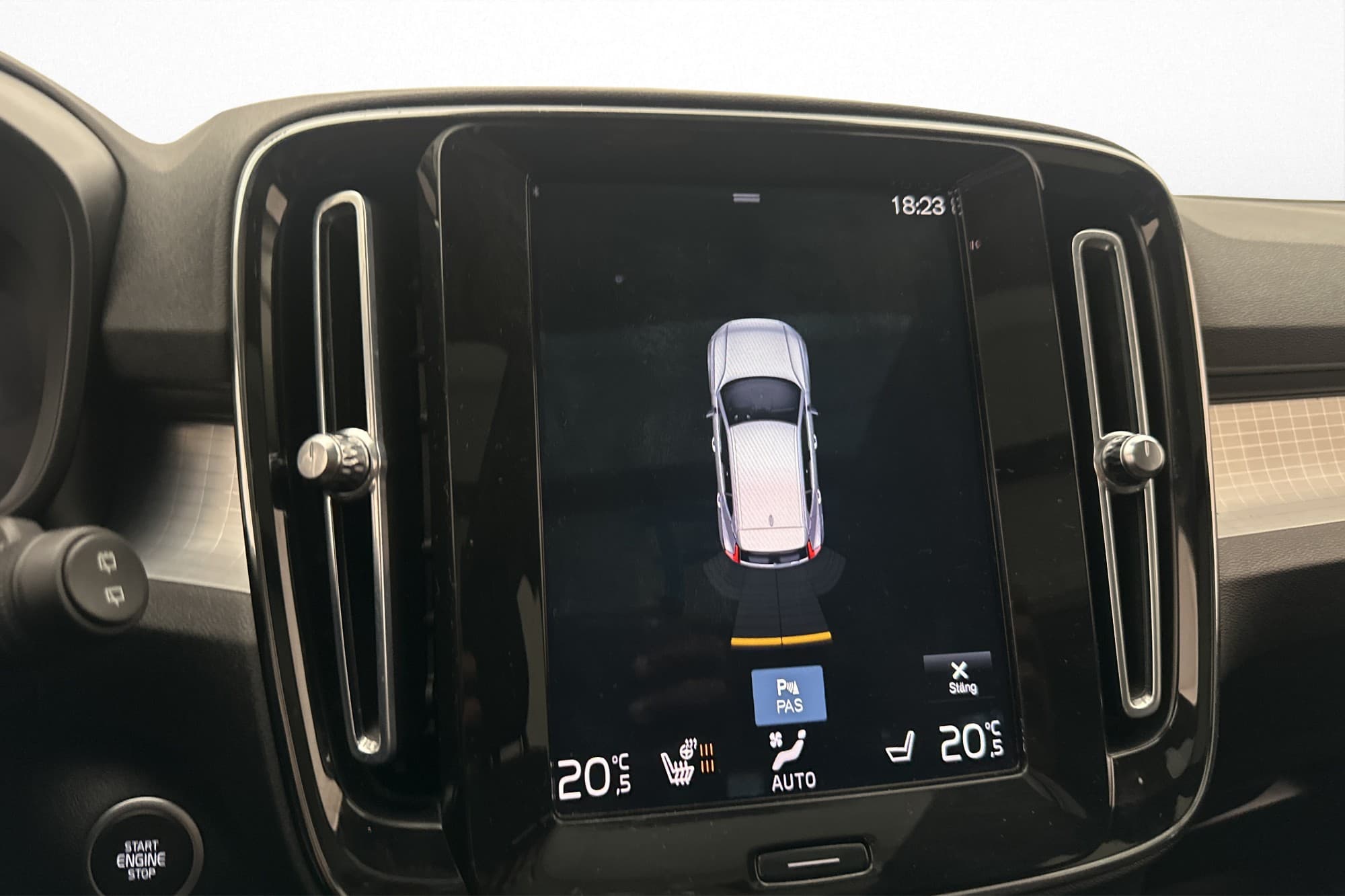 Volvo XC40 Recharge T4 Inscription Exp Värmare Pano H/K