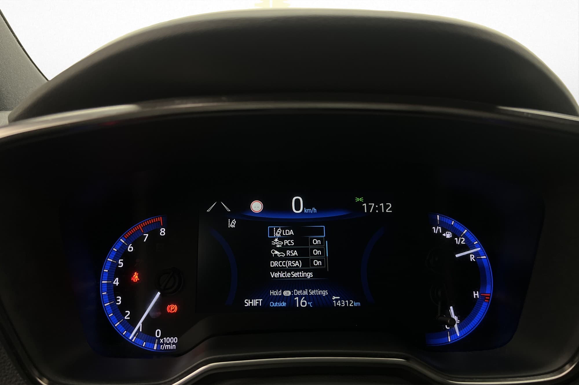 Toyota Corolla Touring Kamera Rattvärme Adaptiv farthållare