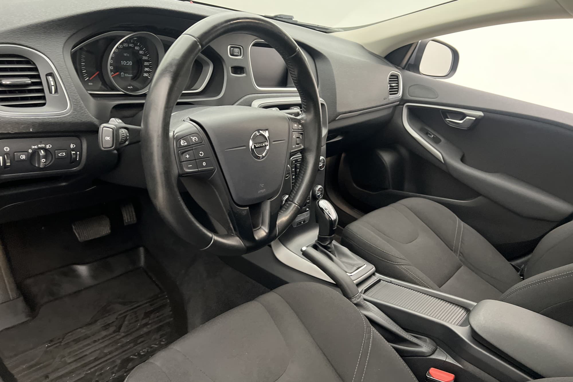 Volvo V40 D2 120hk VOC D-Värmare P-Sensorer 0.39l/Mil